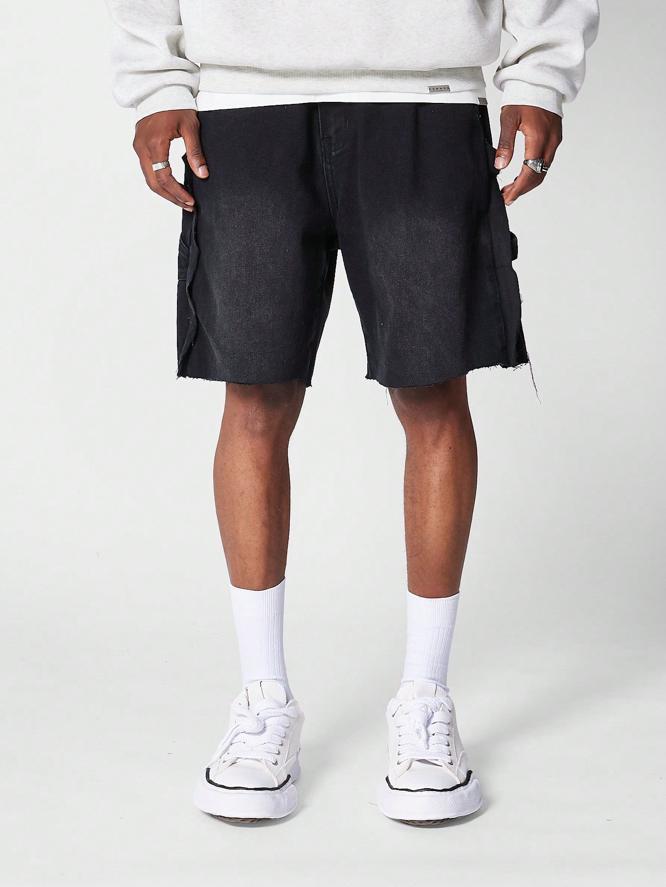 Loose Fit Workwear Denim Short With Raw Edge