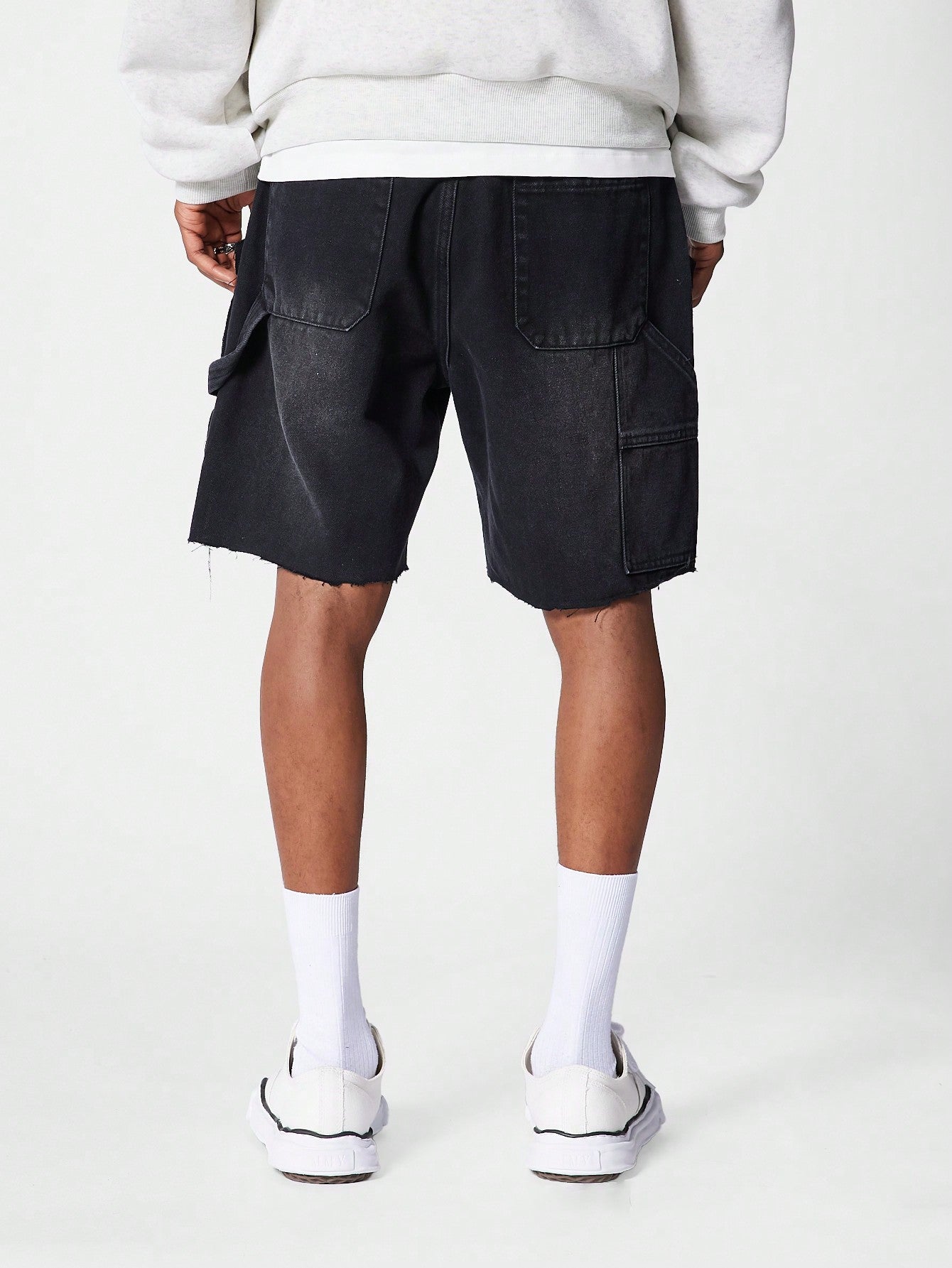 Loose Fit Workwear Denim Short With Raw Edge