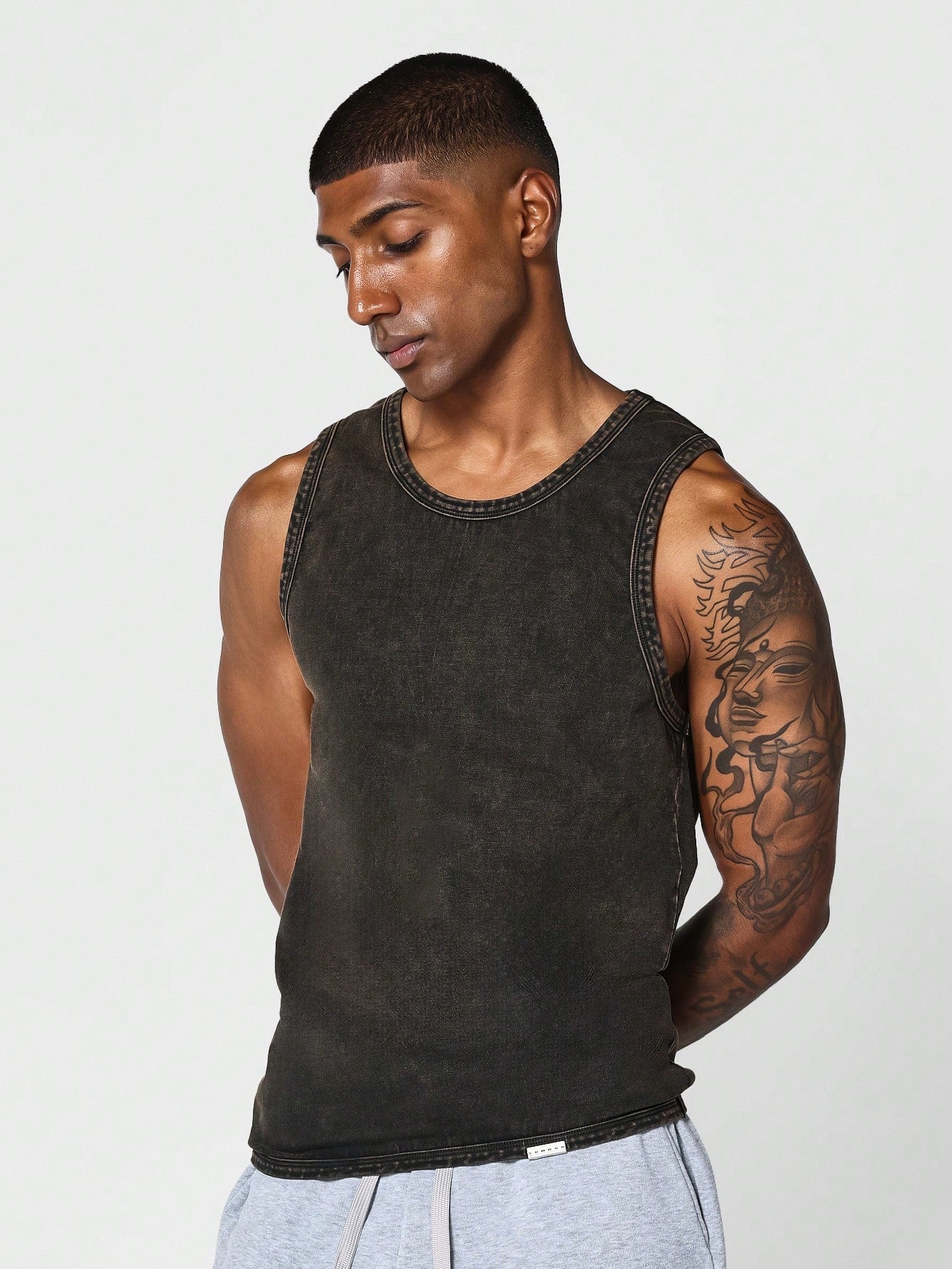 Regular Fit Essential Washed Tank Top