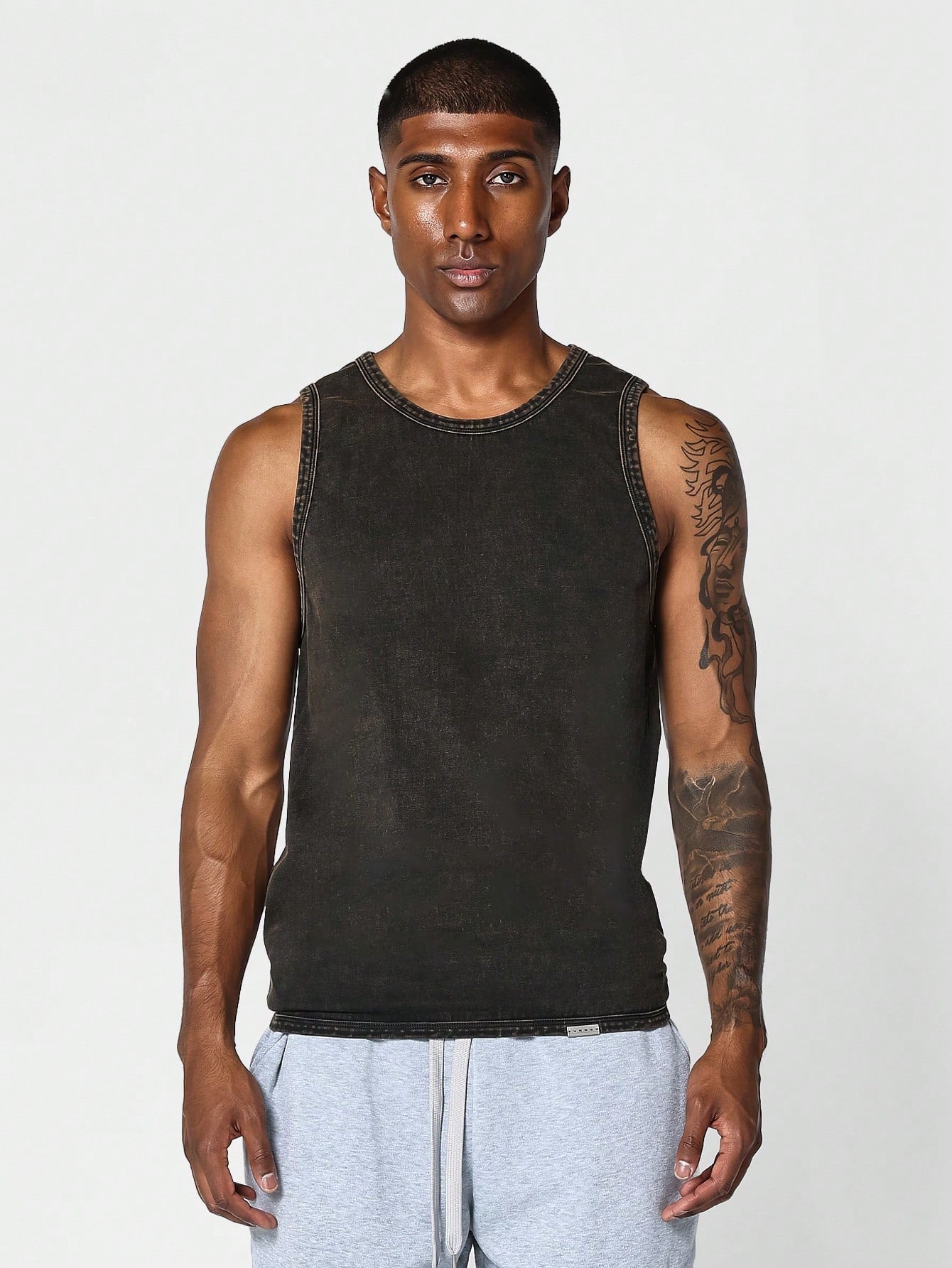 Regular Fit Essential Washed Tank Top