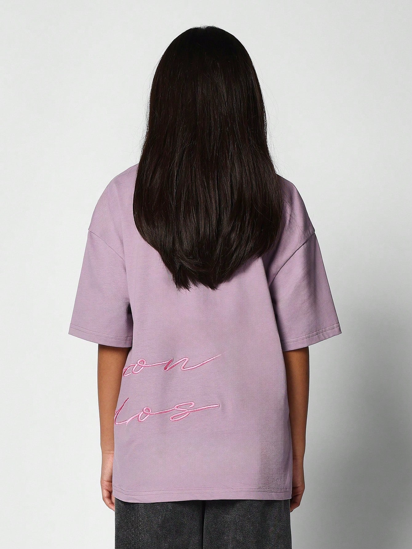 Tween Girl Oversized Fit Tee With Letter Embroidery