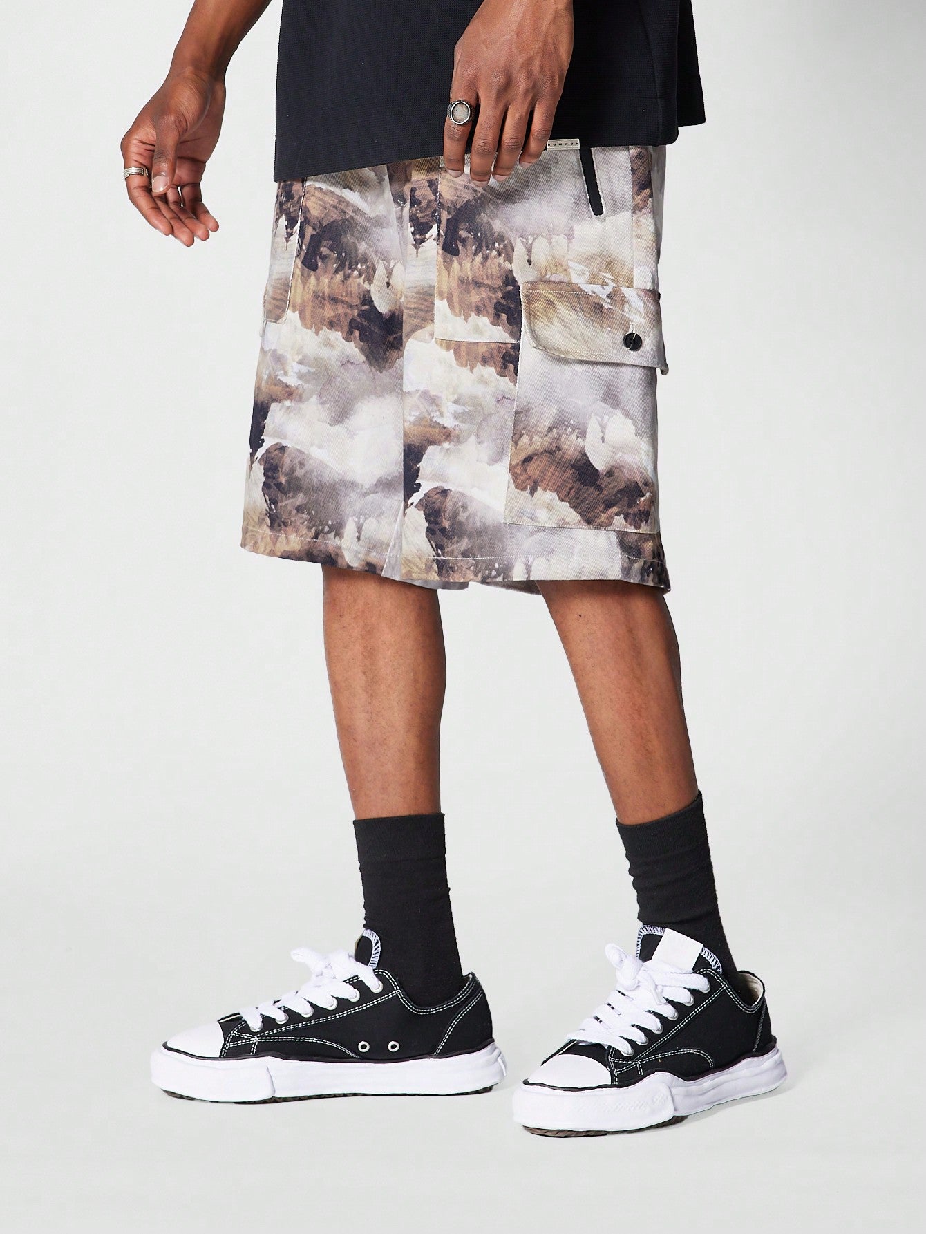 Cargo Twill Short With All Over Print