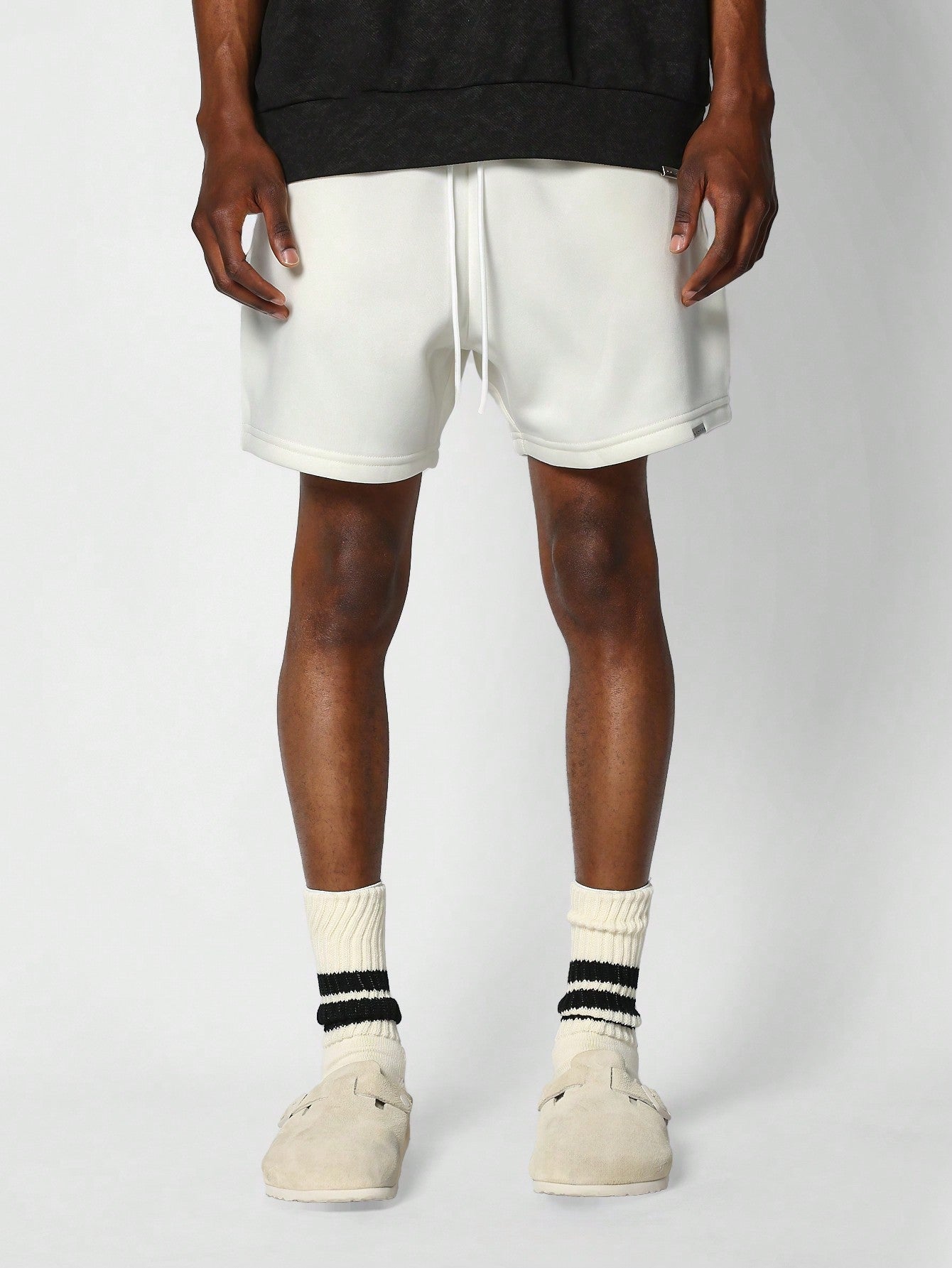 Regular Fit Essential Drop Crotch Short