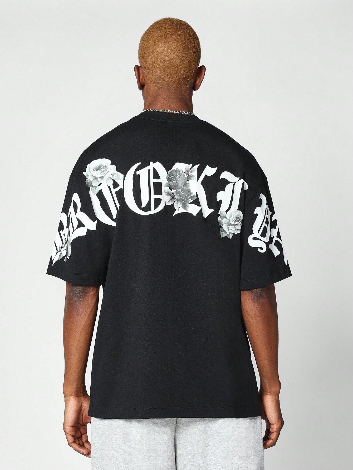 Tee With Gothic Brooklyn Graphic Print