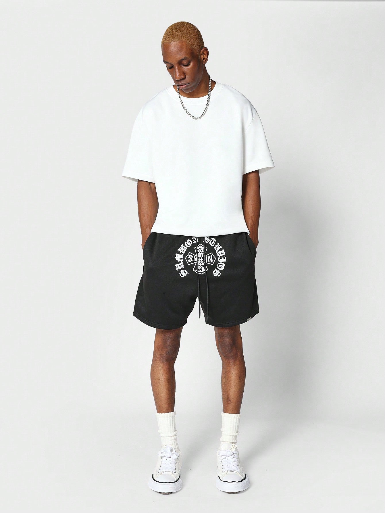 Drop Crotch Short With Front Graphic