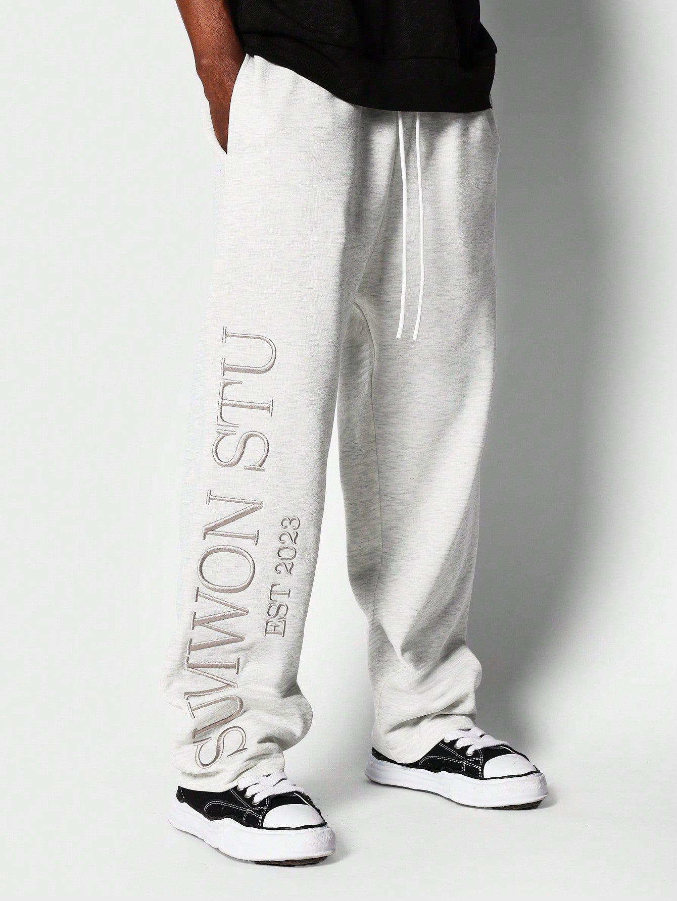 Loose Fit Baggy Jogger With Front Embroidery