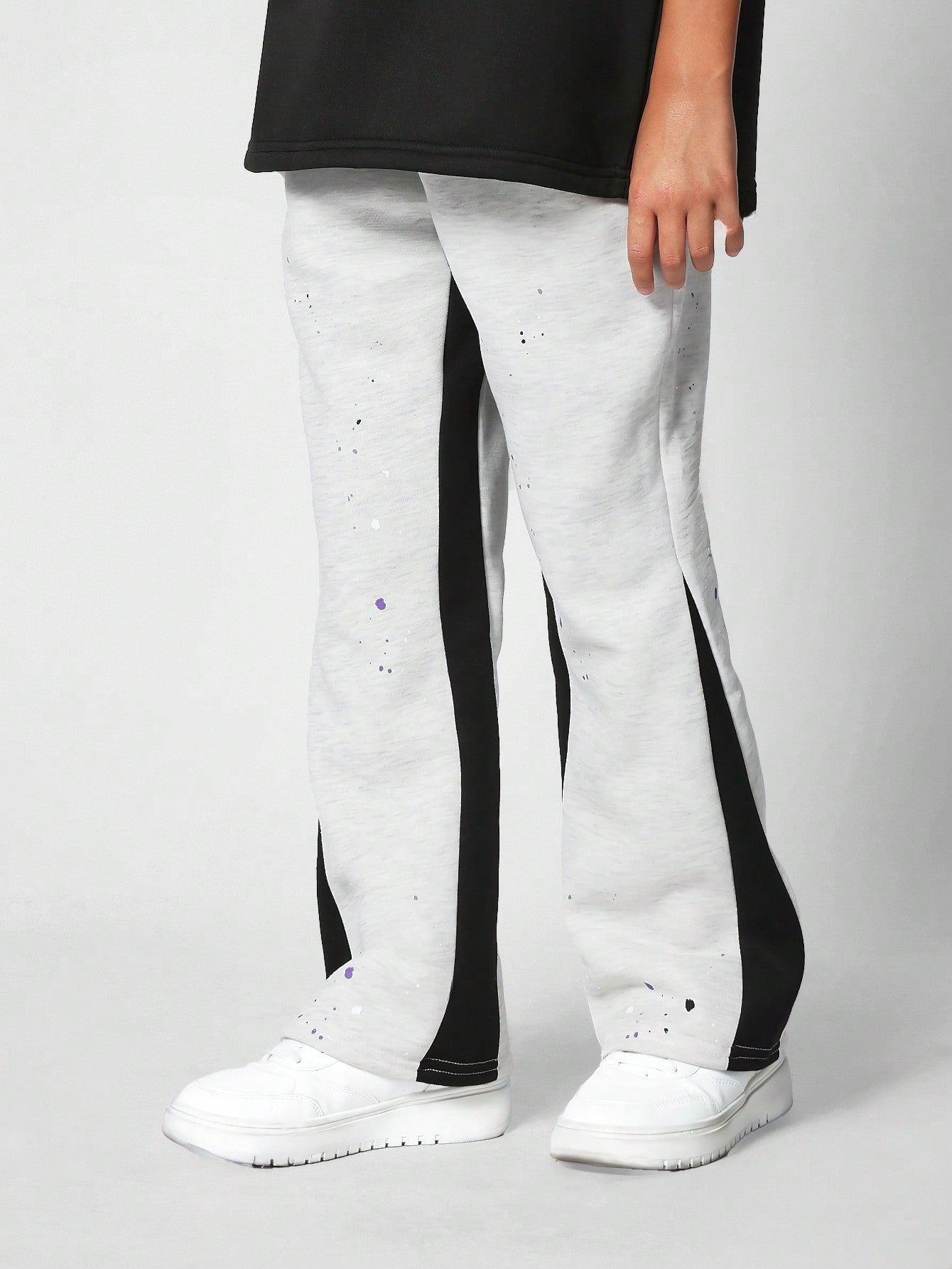 Tween Girl Flare Fit Contrast Colour Side Panel Sweatpants With Splatter Paint