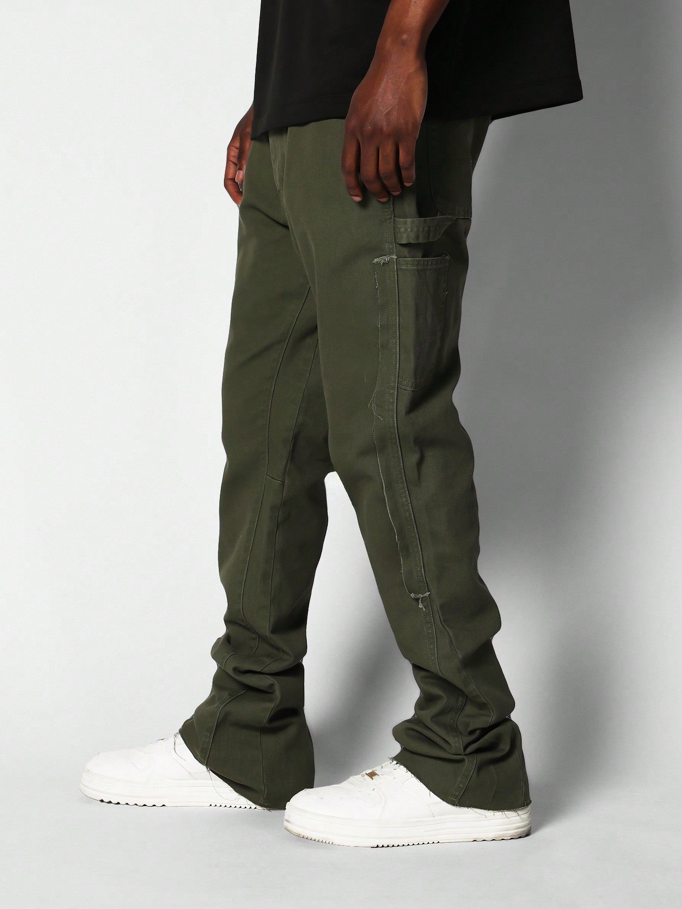 Men Flare Fit Cargo Jean