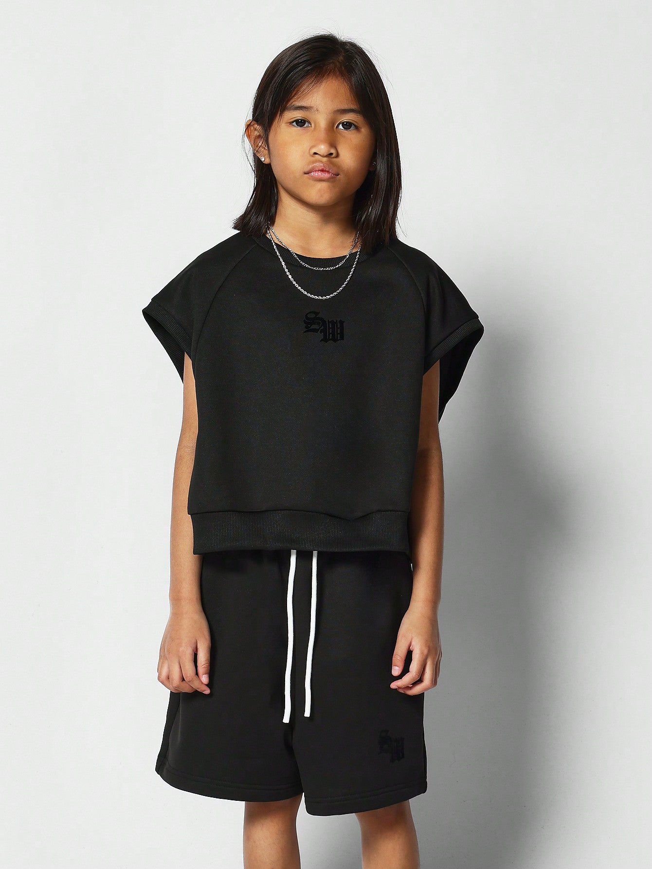 Tween Girl Raglan Top And Short 2 Piece Set