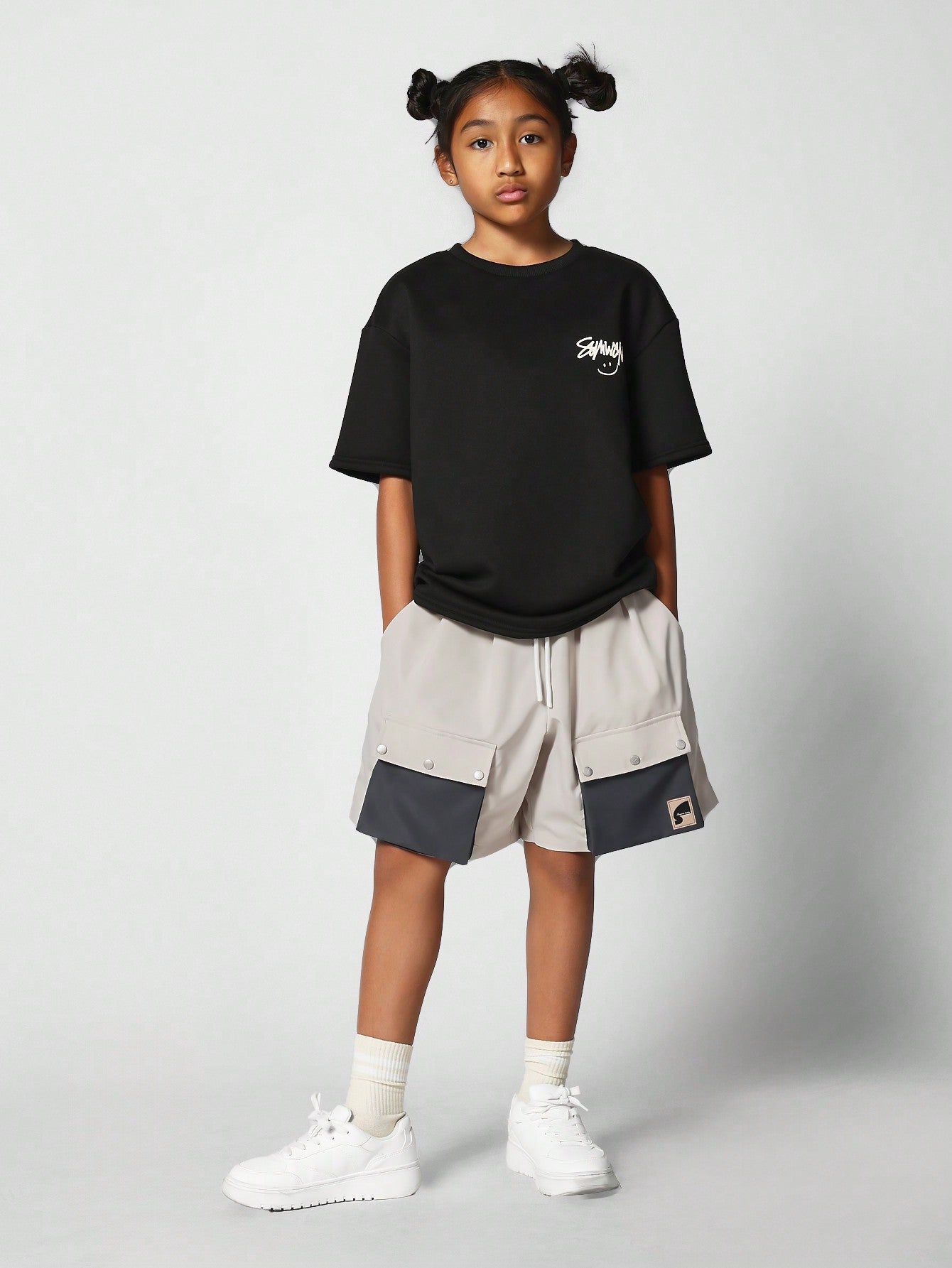 Kids Unisex Nylon Cargo Short WIth Contrast Pockets