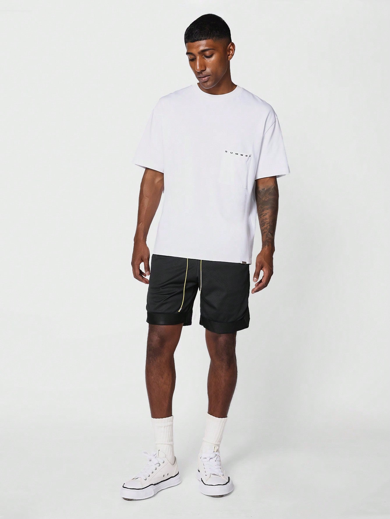 Men Short With Contrast Cord Breathable Drawstring Waist Shorts