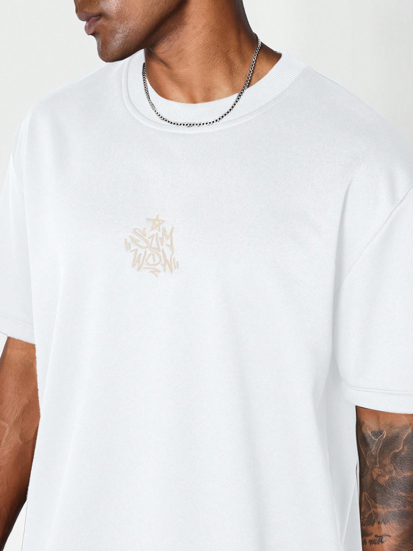 Regular Fit Short Sleeve Tee With Limited Edition Graphic Print And Front Embroidery