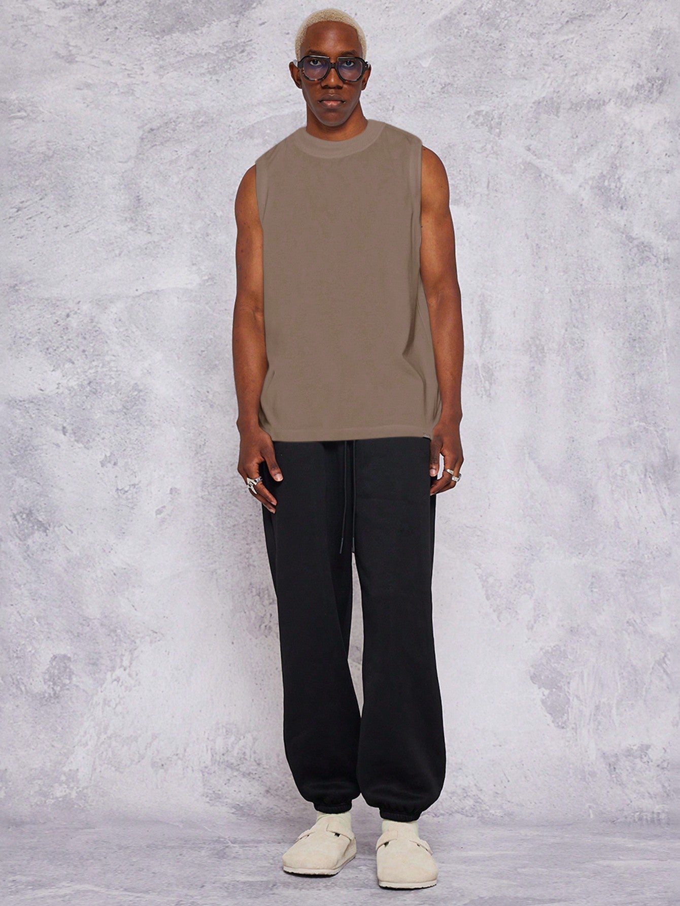 Regular Fit Essential Sleeveless Tank