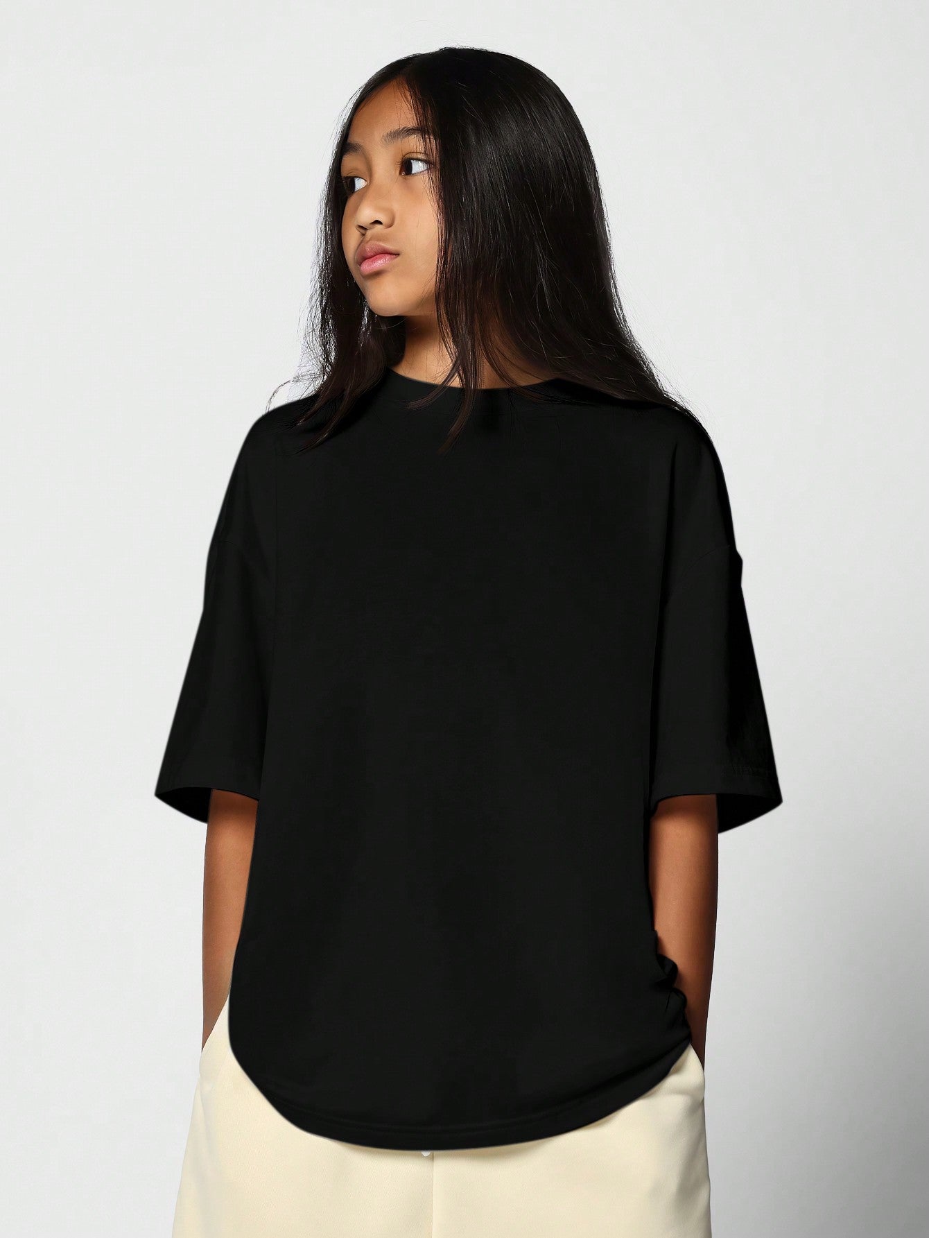 Tween Girl Regular Fit Essential Tee