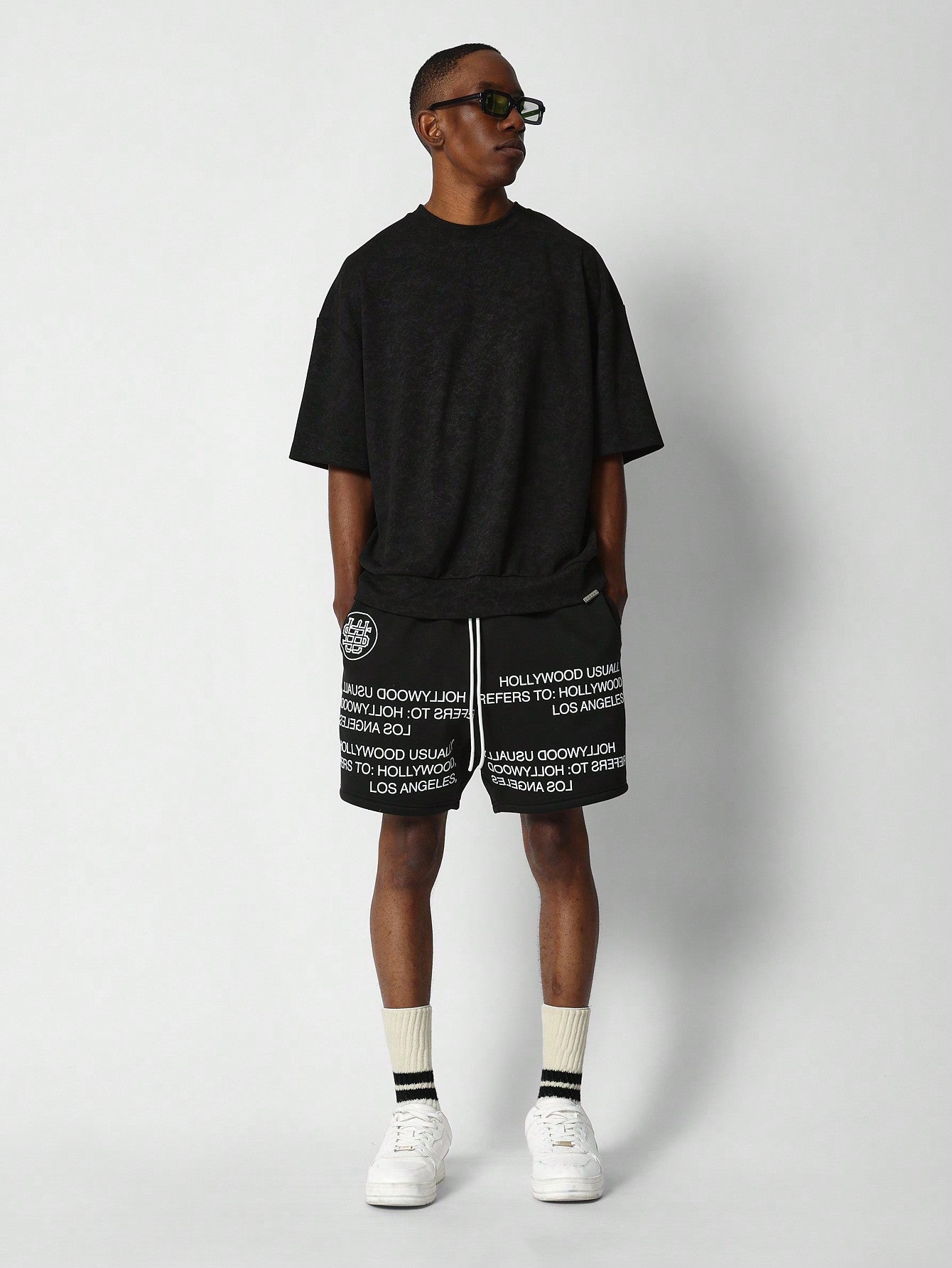 Drop Crotch Short With Graphic