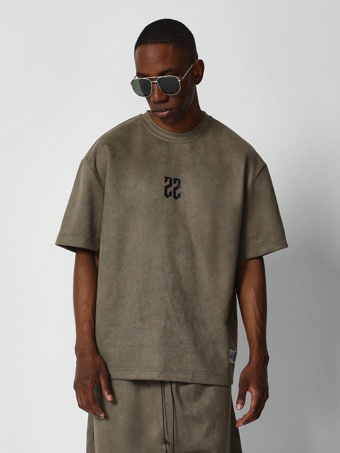 Suedette Tee With Back Number Embossing And Short 2 Piece Set