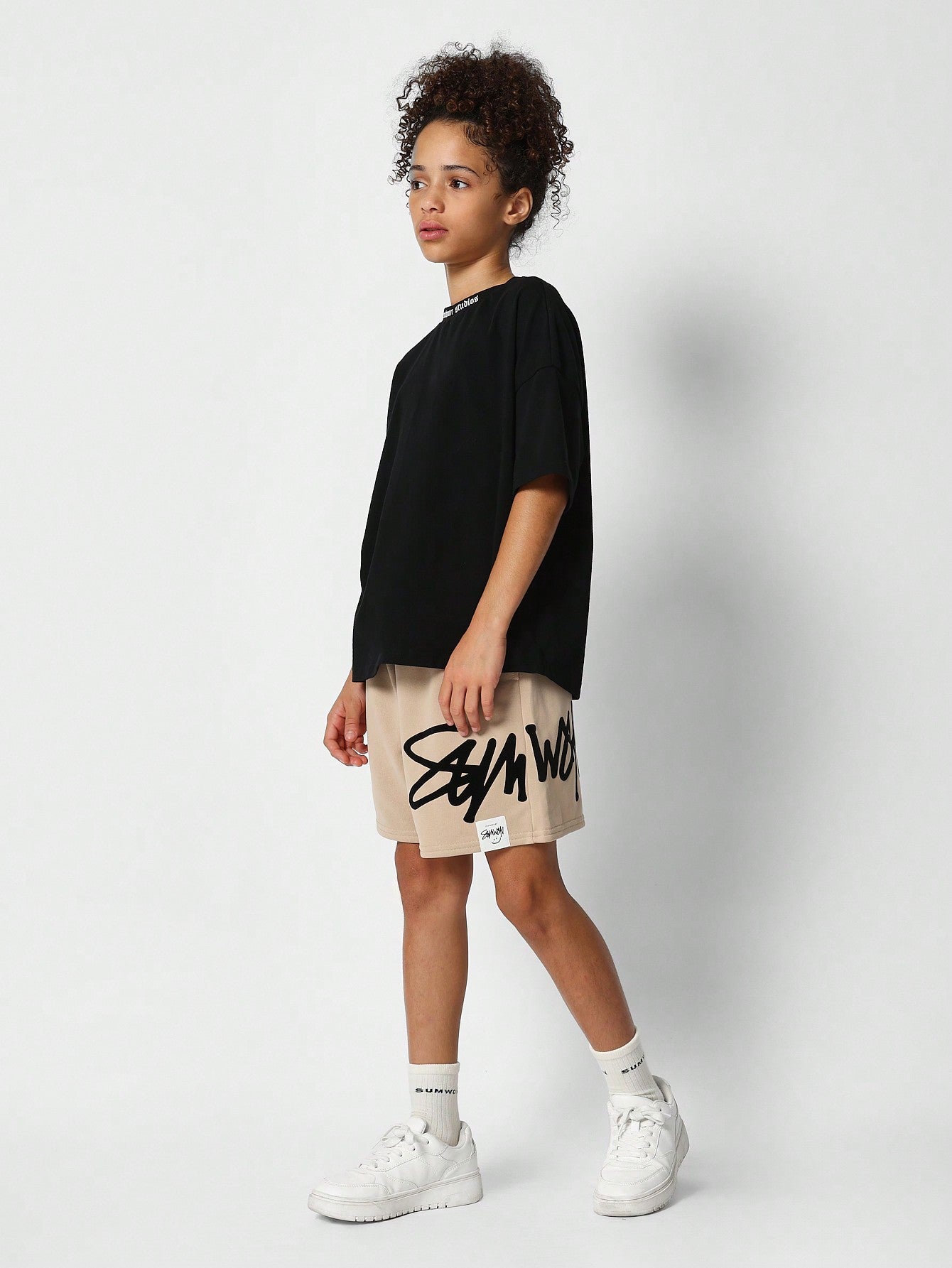 Tween Girl Drop Crotch Short With Flock Print