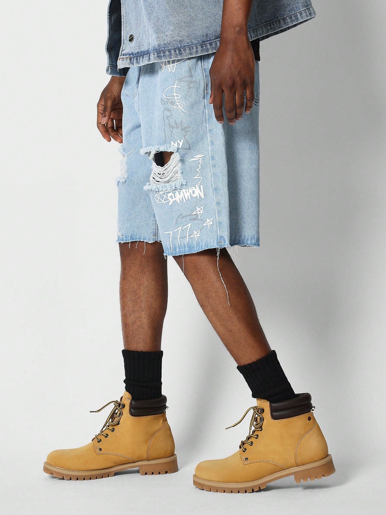 Denim Bermuda Short With Graffiti Graphic