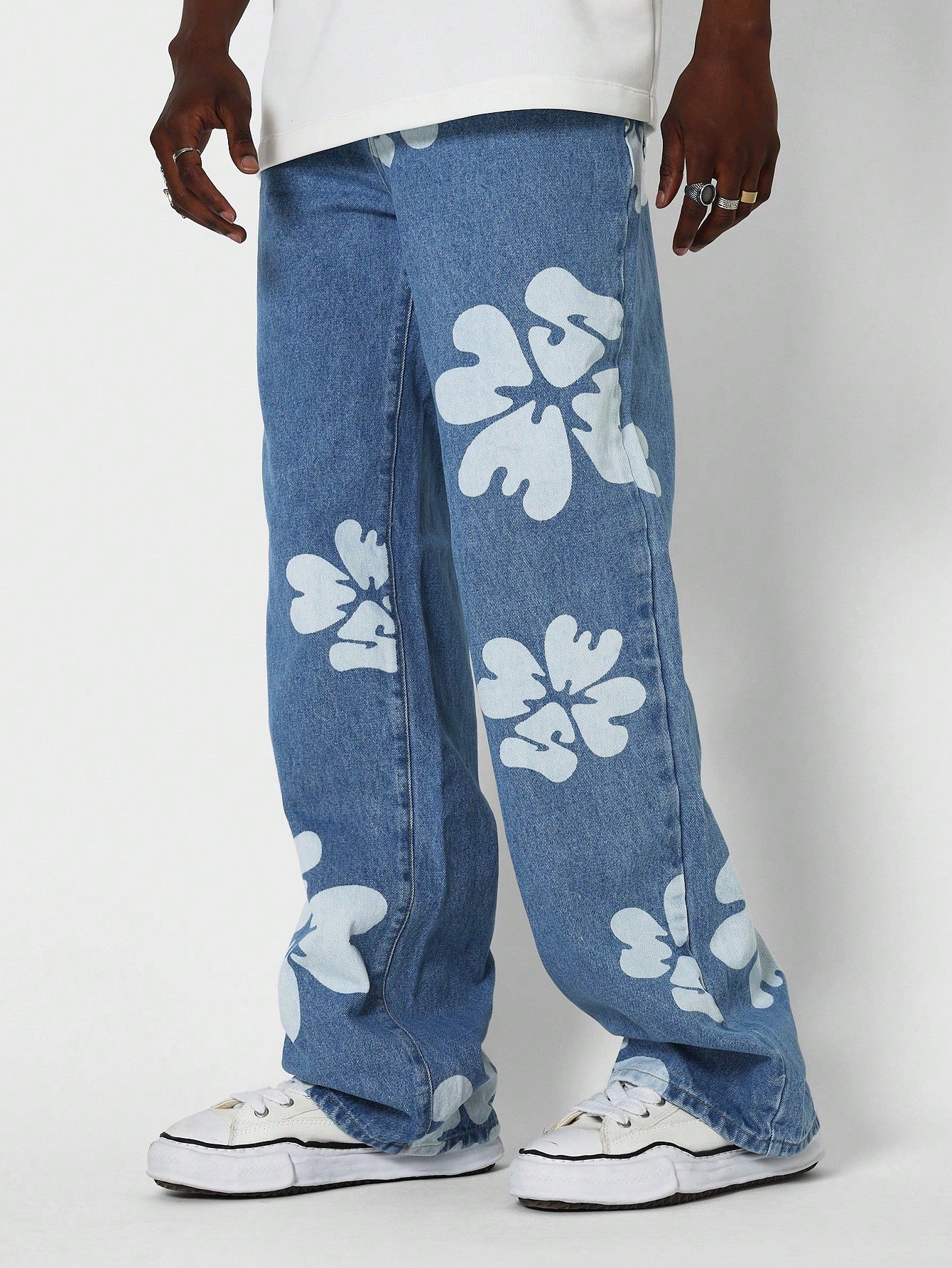 Loose Fit Baggy Jeans With All Over Print