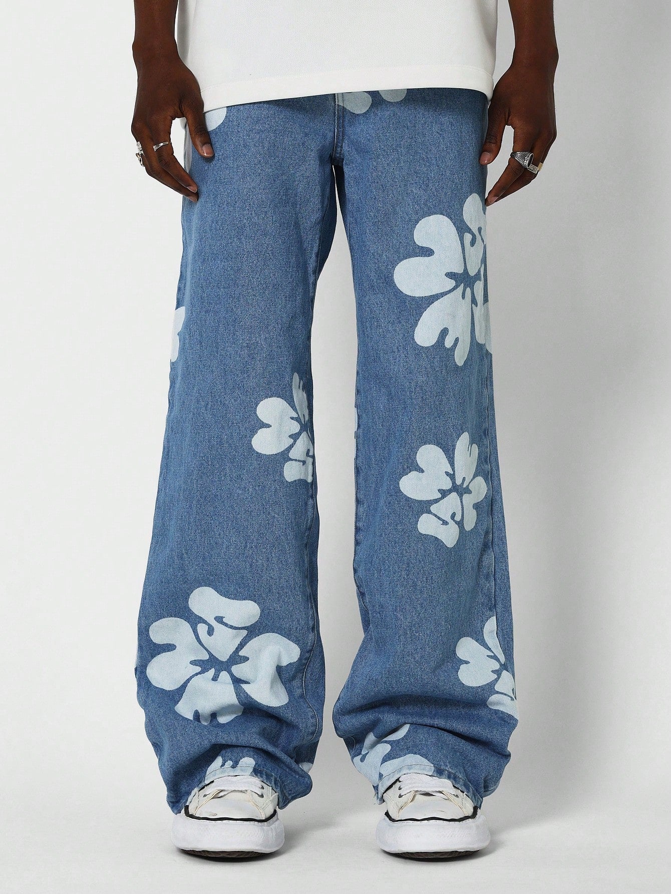 Loose Fit Baggy Jeans With All Over Print