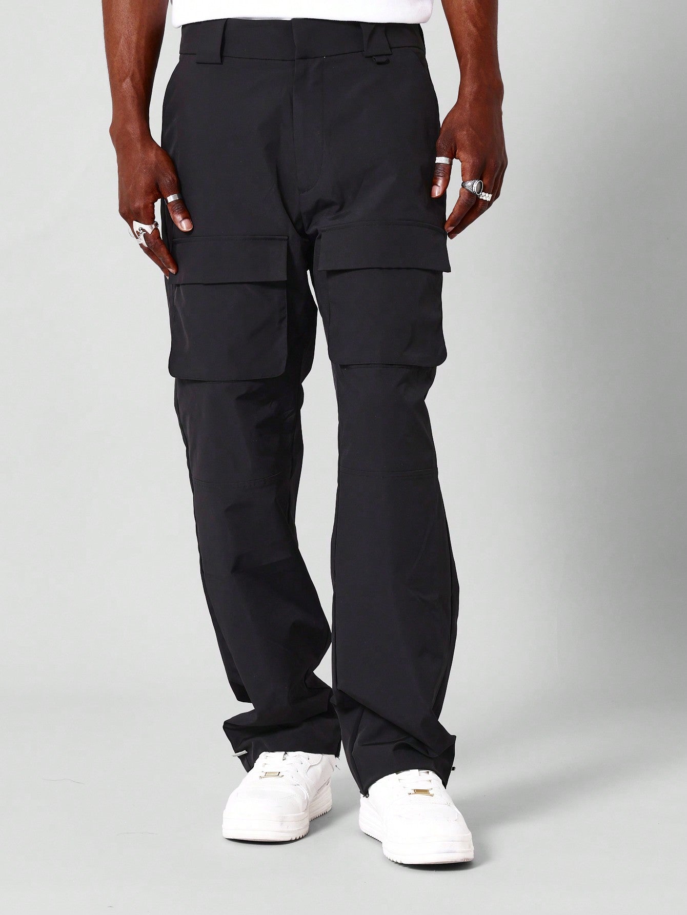 Straight Fit Nylon Cargo Trouser