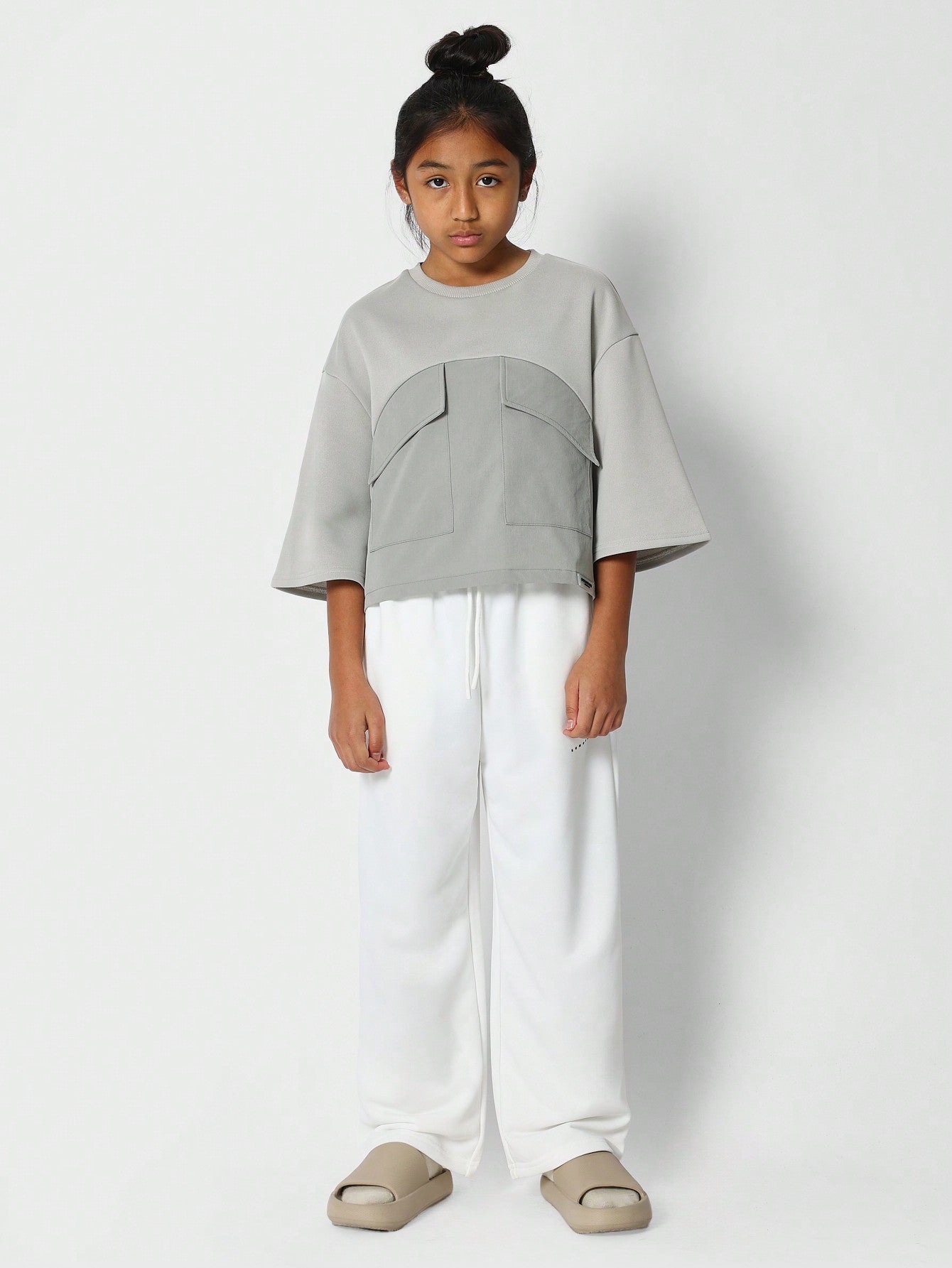 Tween Girls Oversized Tee With Pocket Detail