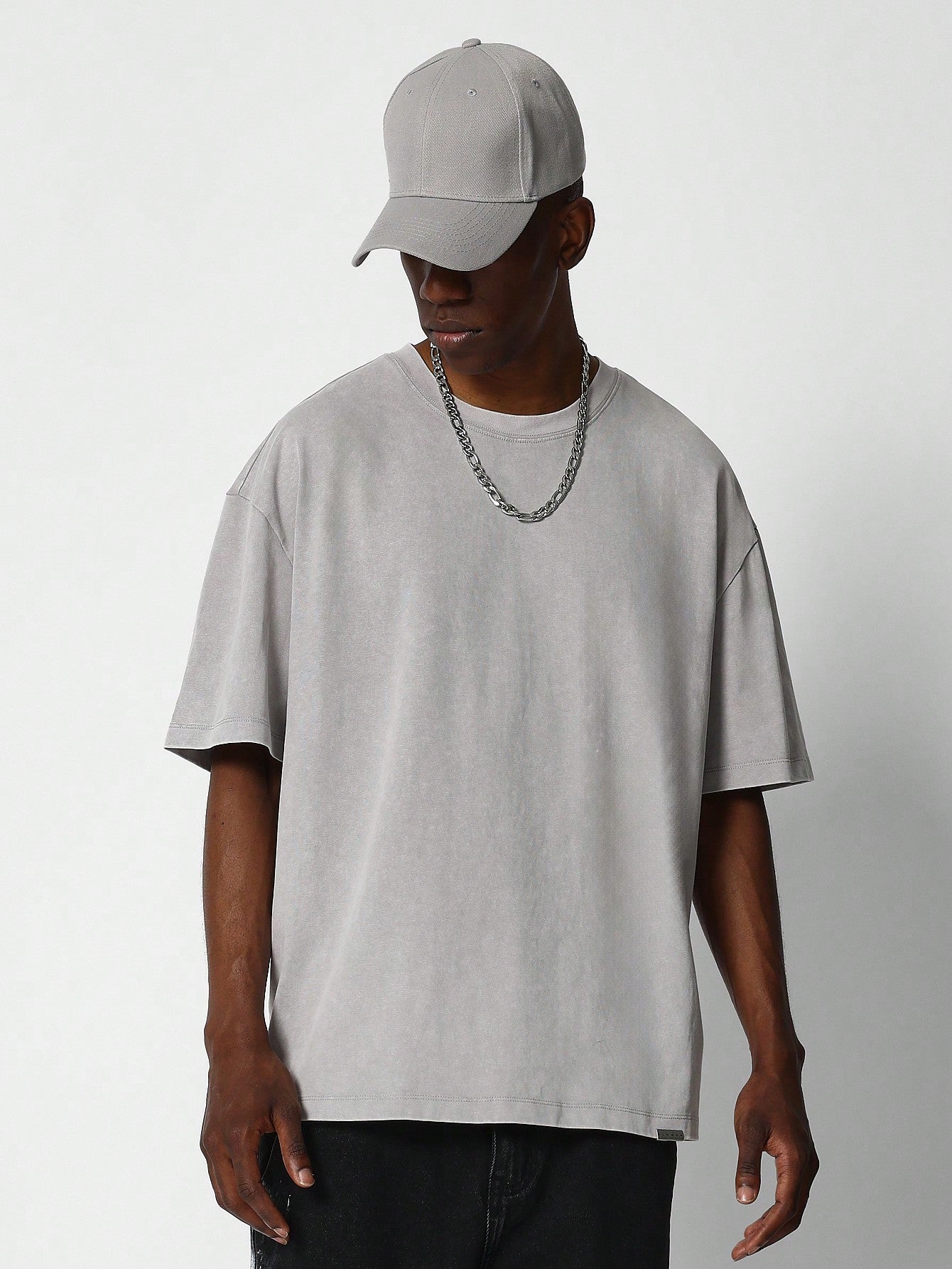 Regular Fit Washed Essential Tee