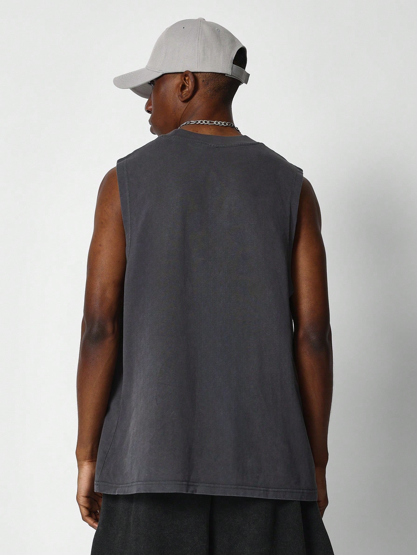 Regular Fit Heavyweight Super Premium Heavyweight Essential Sleeveless Tank