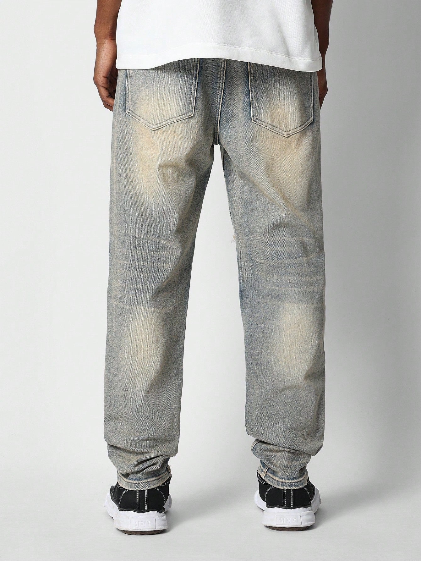 Skinny Fit Distressed Jean