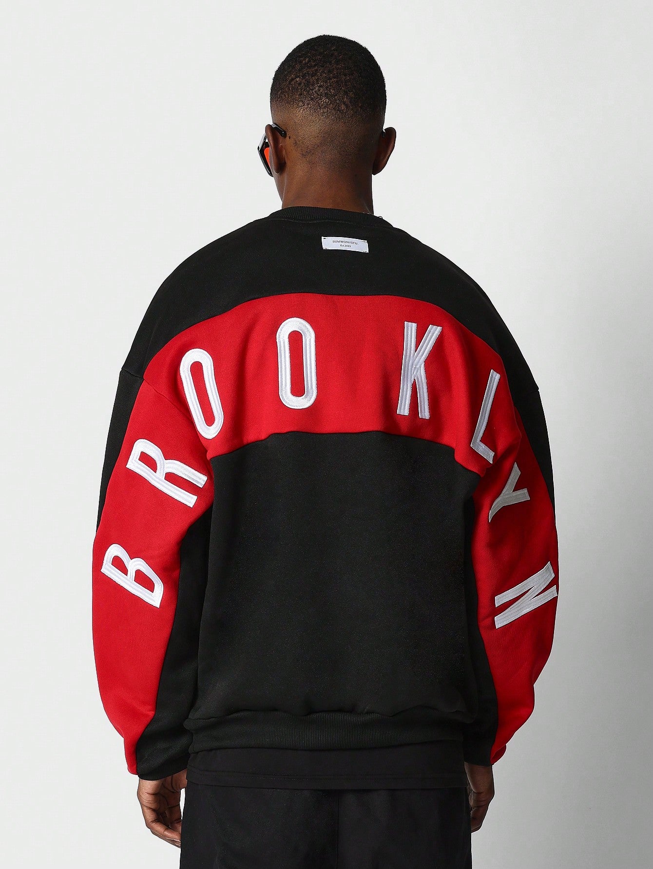 Crew Neck Colour Blocked Sweatshirt With Back Brooklyn Embroidery