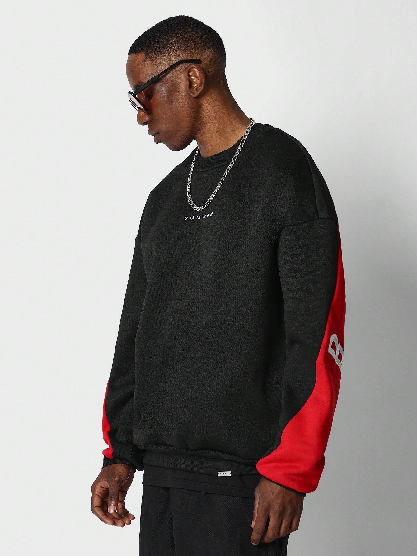 Crew Neck Colour Blocked Sweatshirt With Back Brooklyn Embroidery