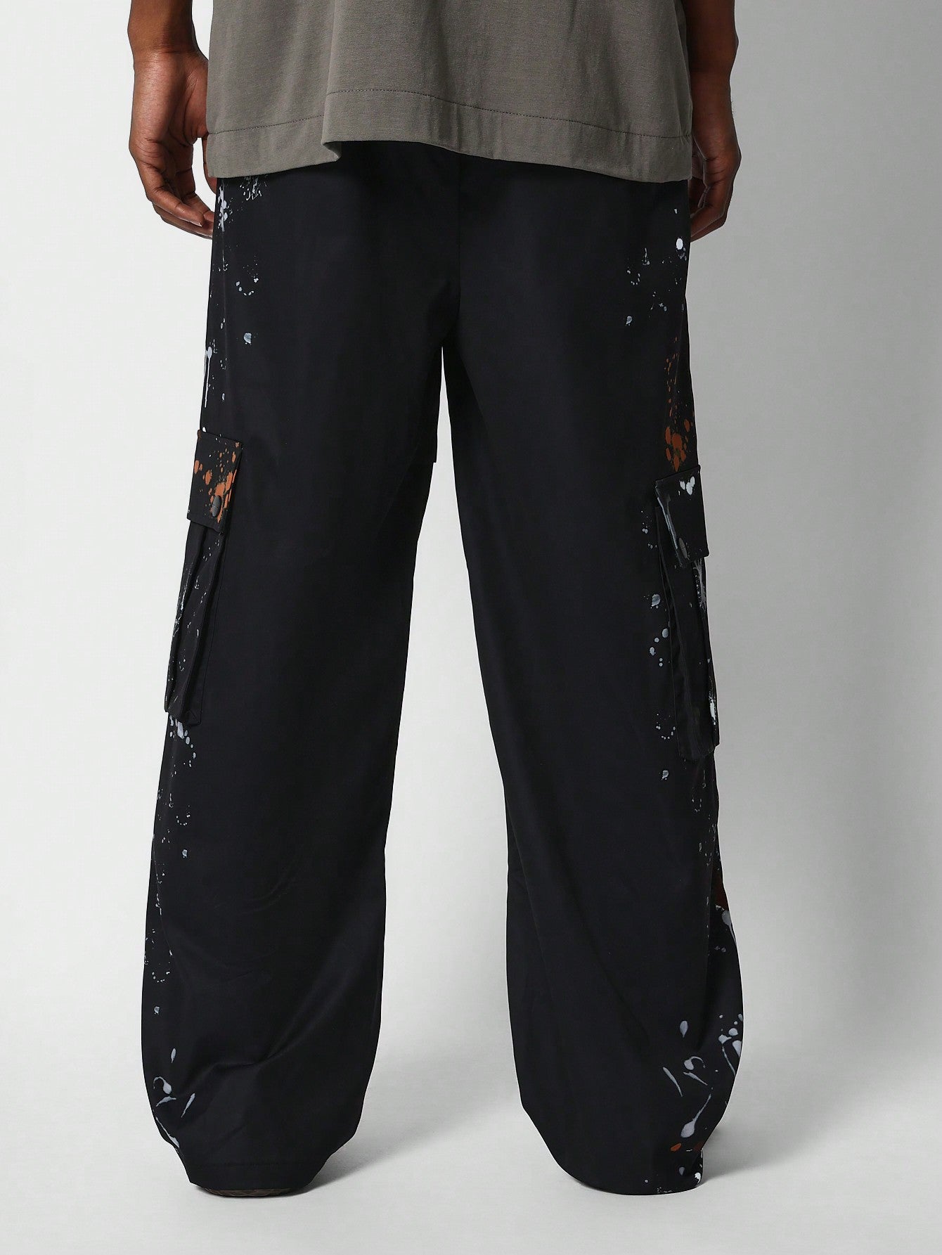 Loose Fit Baggy Parachute Pant With Paint Print