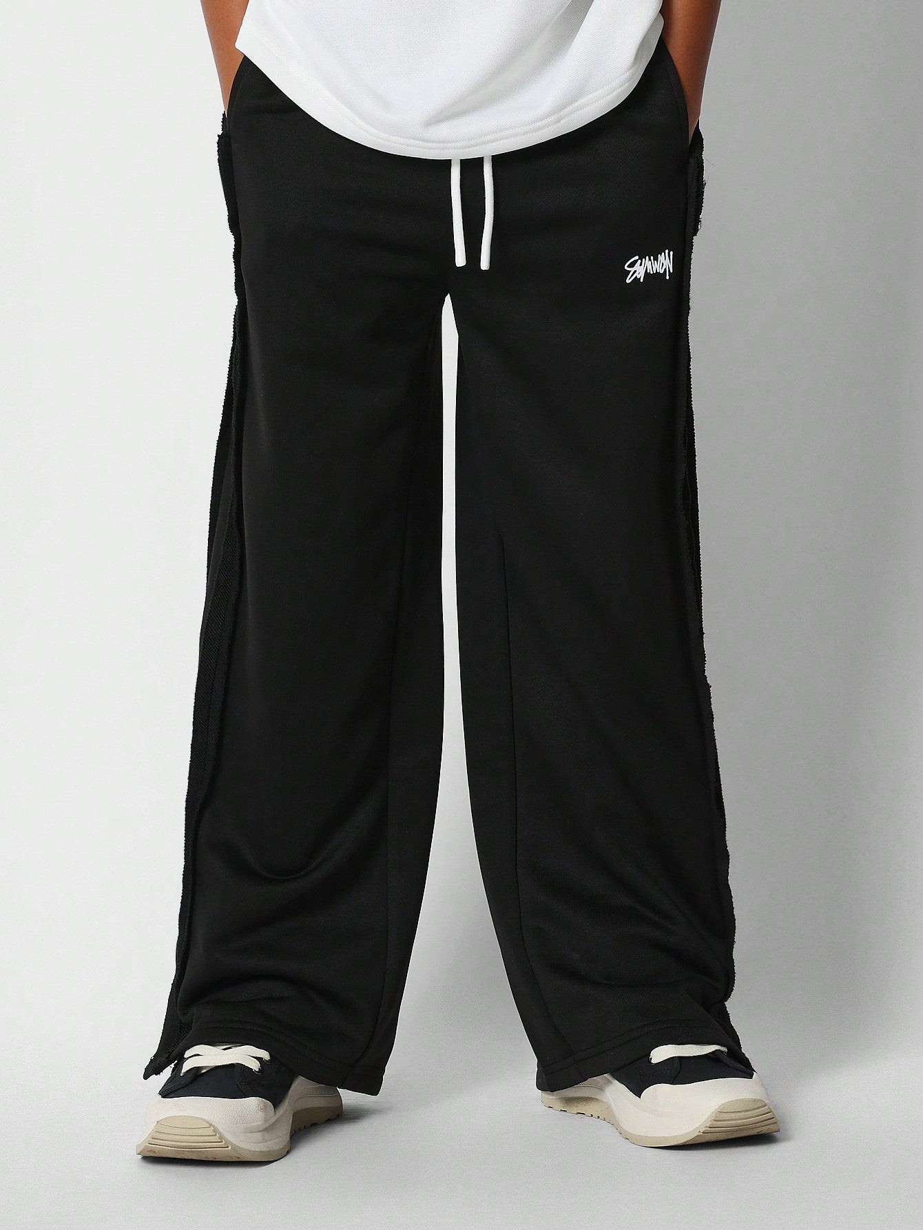 Tween Girls Wide Leg Jogger With Seam Detail