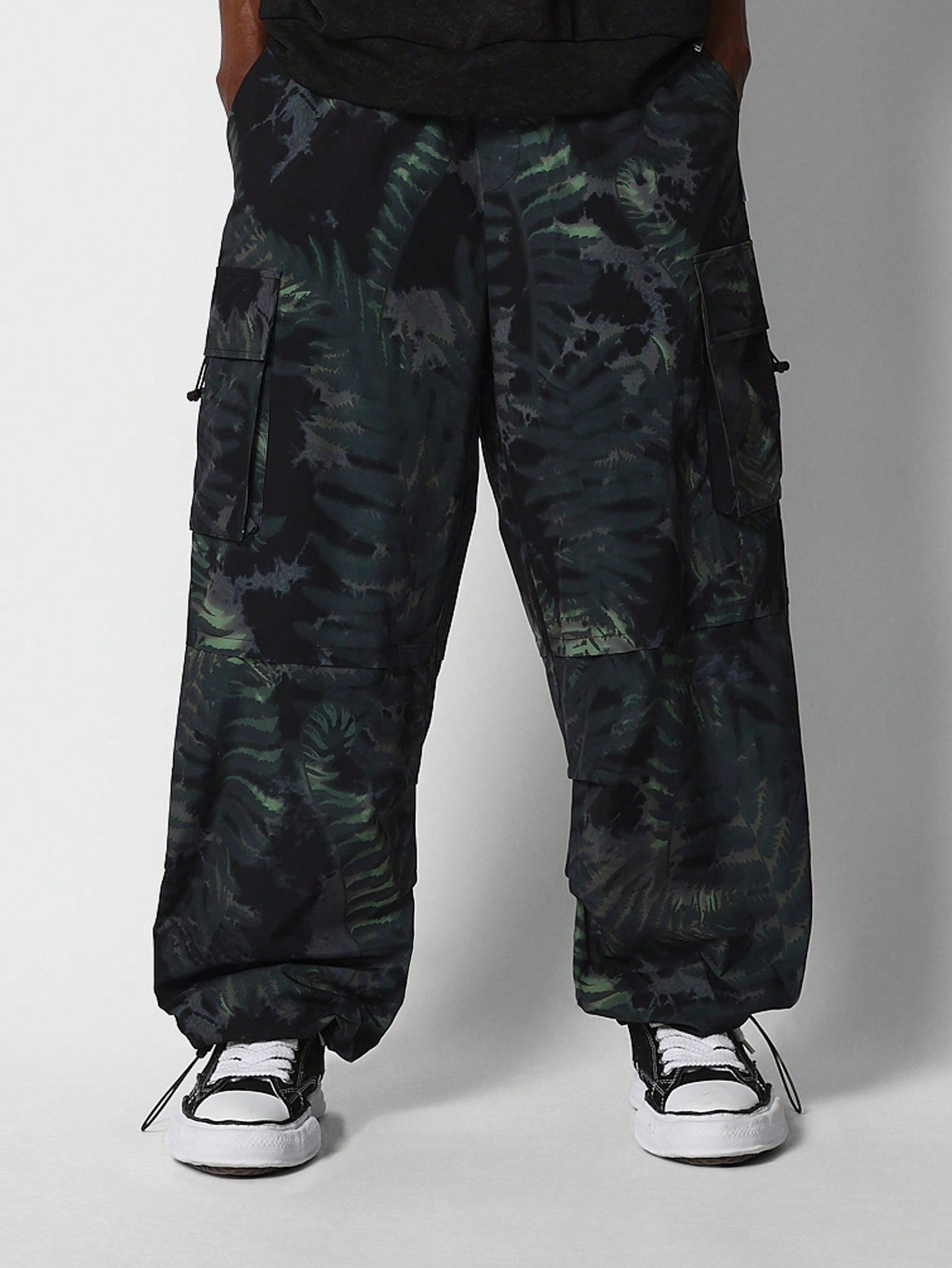 Loose Fit Baggy Parachute Pant With All Over Print