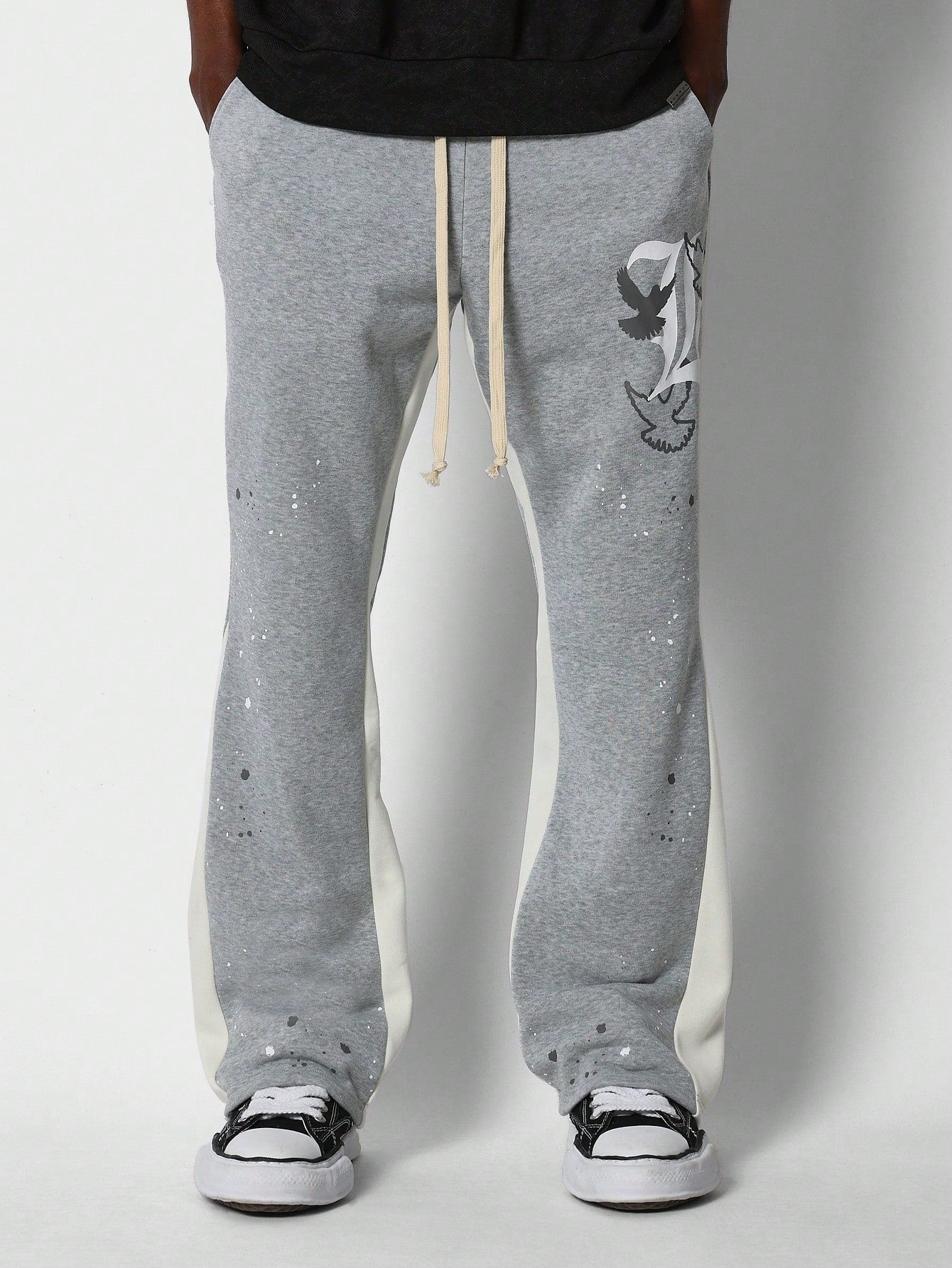 Flare Fit Colour Blocked Jogger Pant With Front LA Graphic