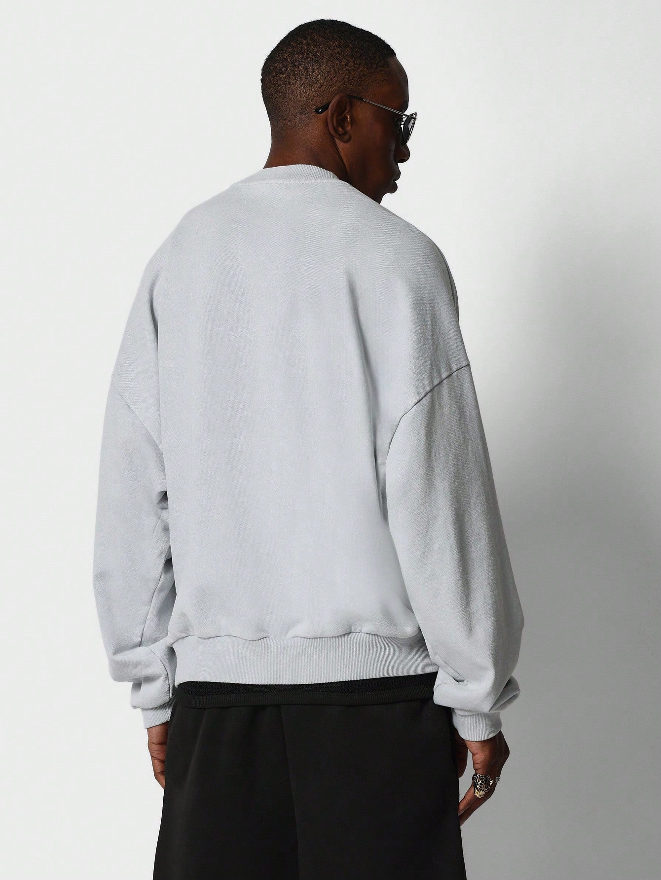 Oversized Fit Washed Sweatshirt With Side Pocket