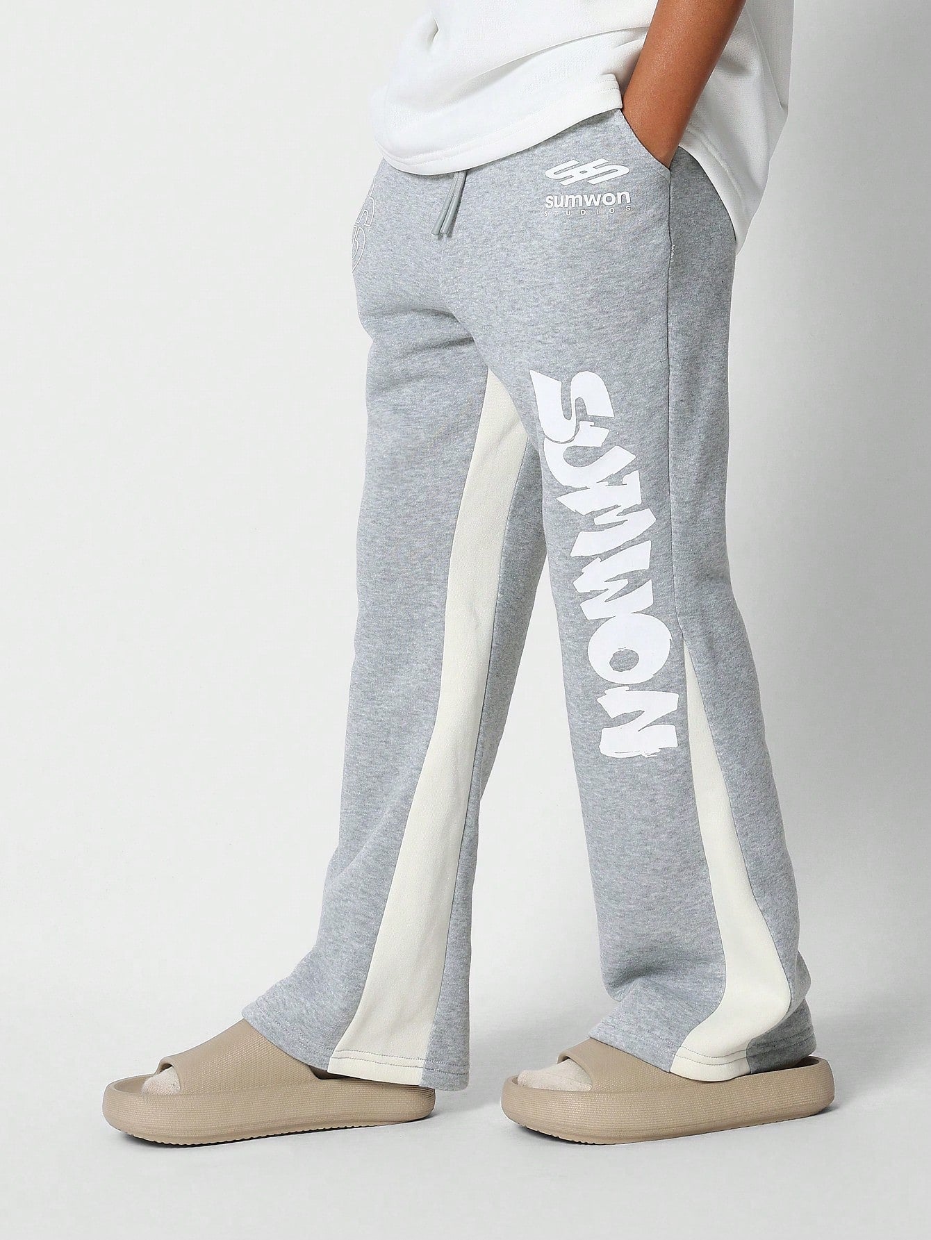 Tween Girl Flared Fit Jogger With Print