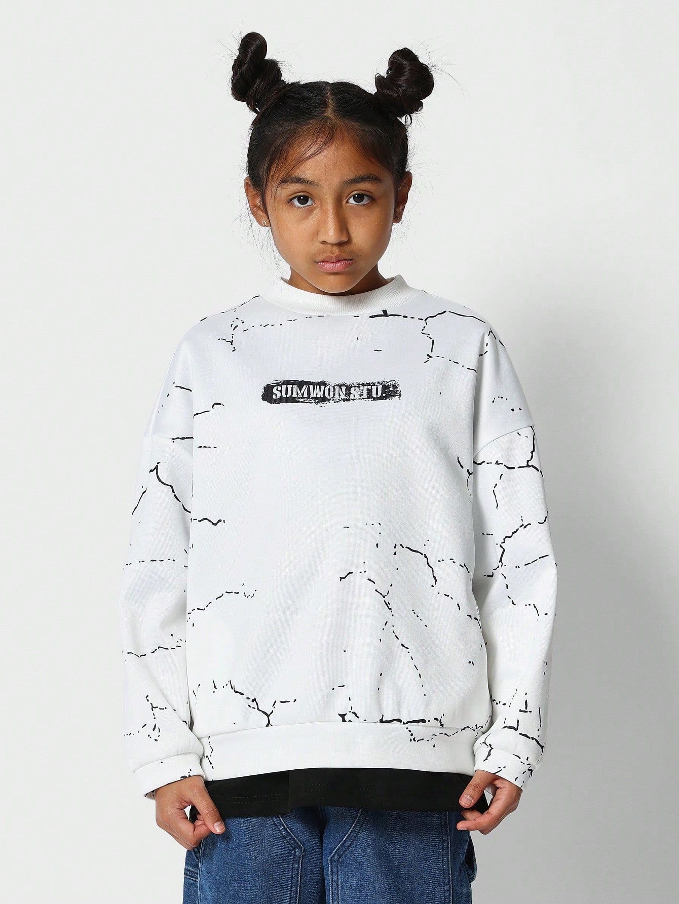 Tween Girls Vintage Crew Neck Sweatshirt With All Over Print