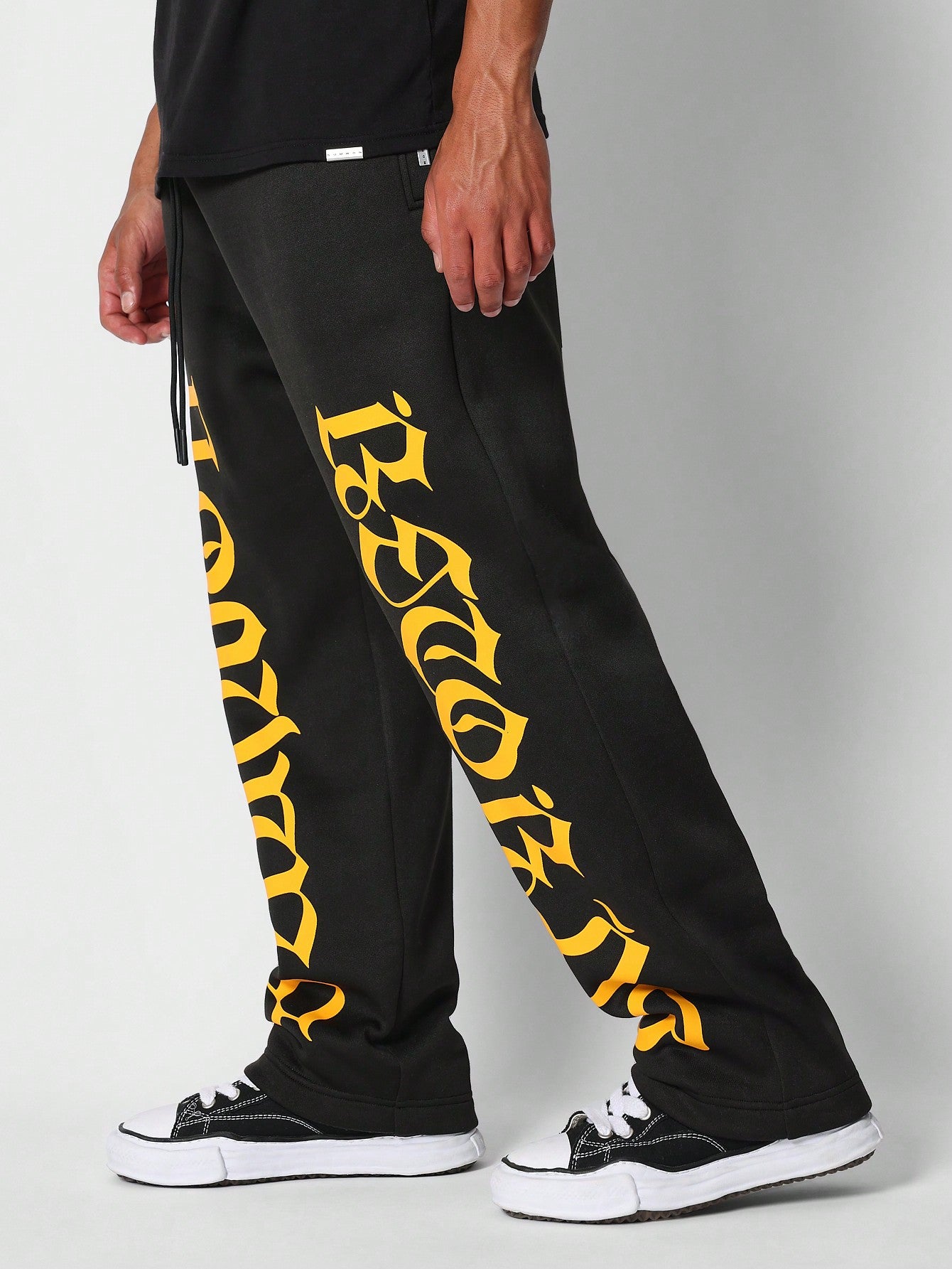 Loose Fit Baggy Drop Crotch Jogger Pants With Front Graphic