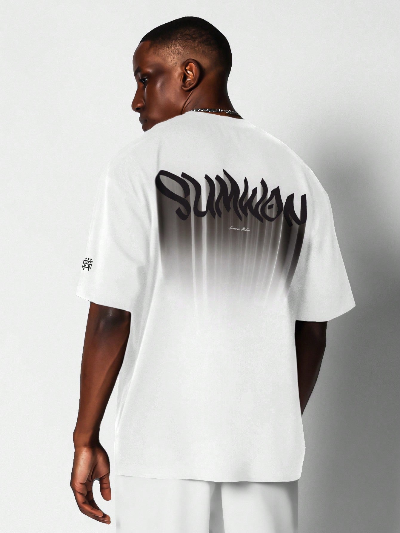 Tee With Graffiti Graphic Print For Daily Wear