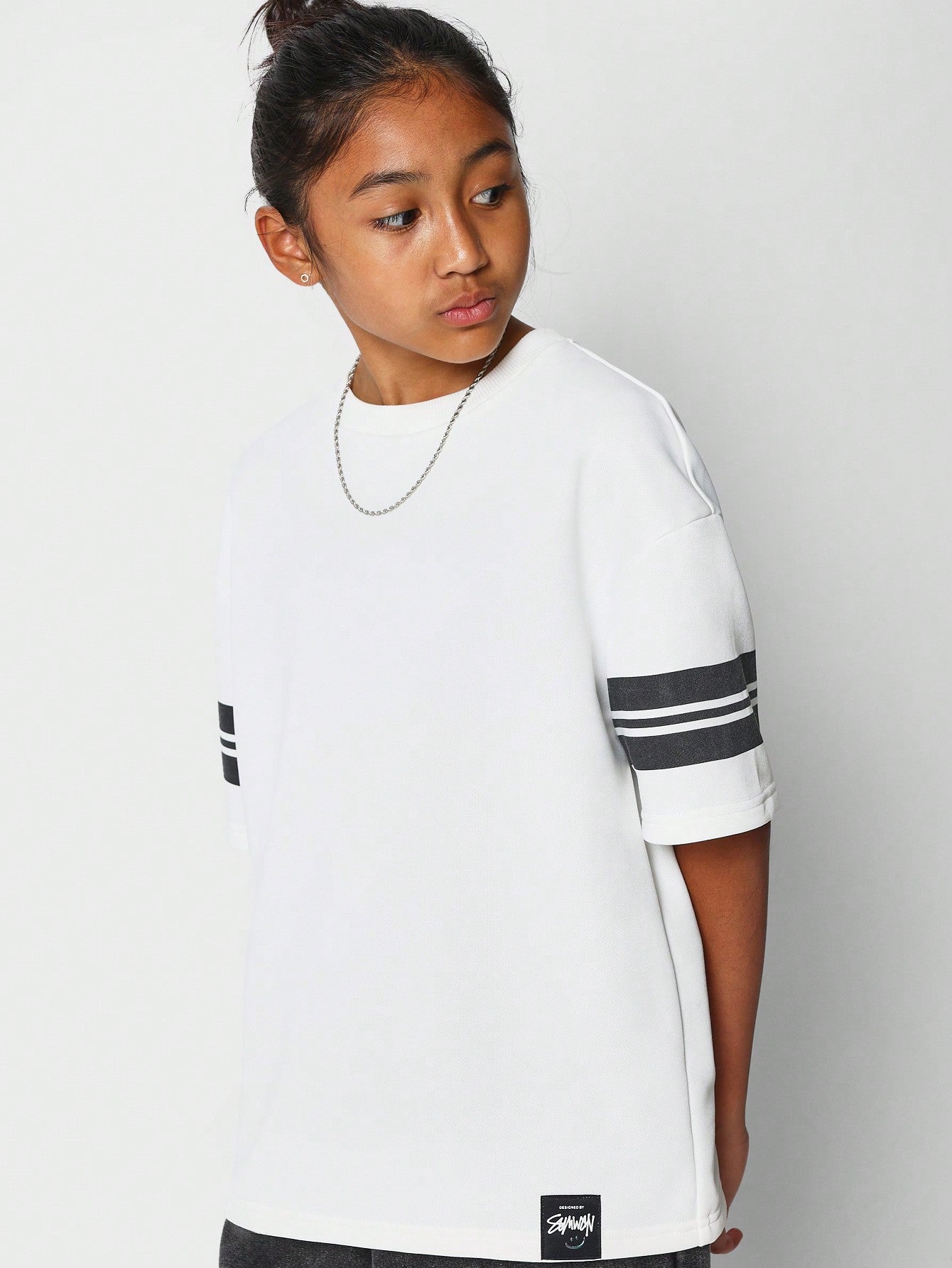 Tween Girls Oversized Fit Tee With Back Print