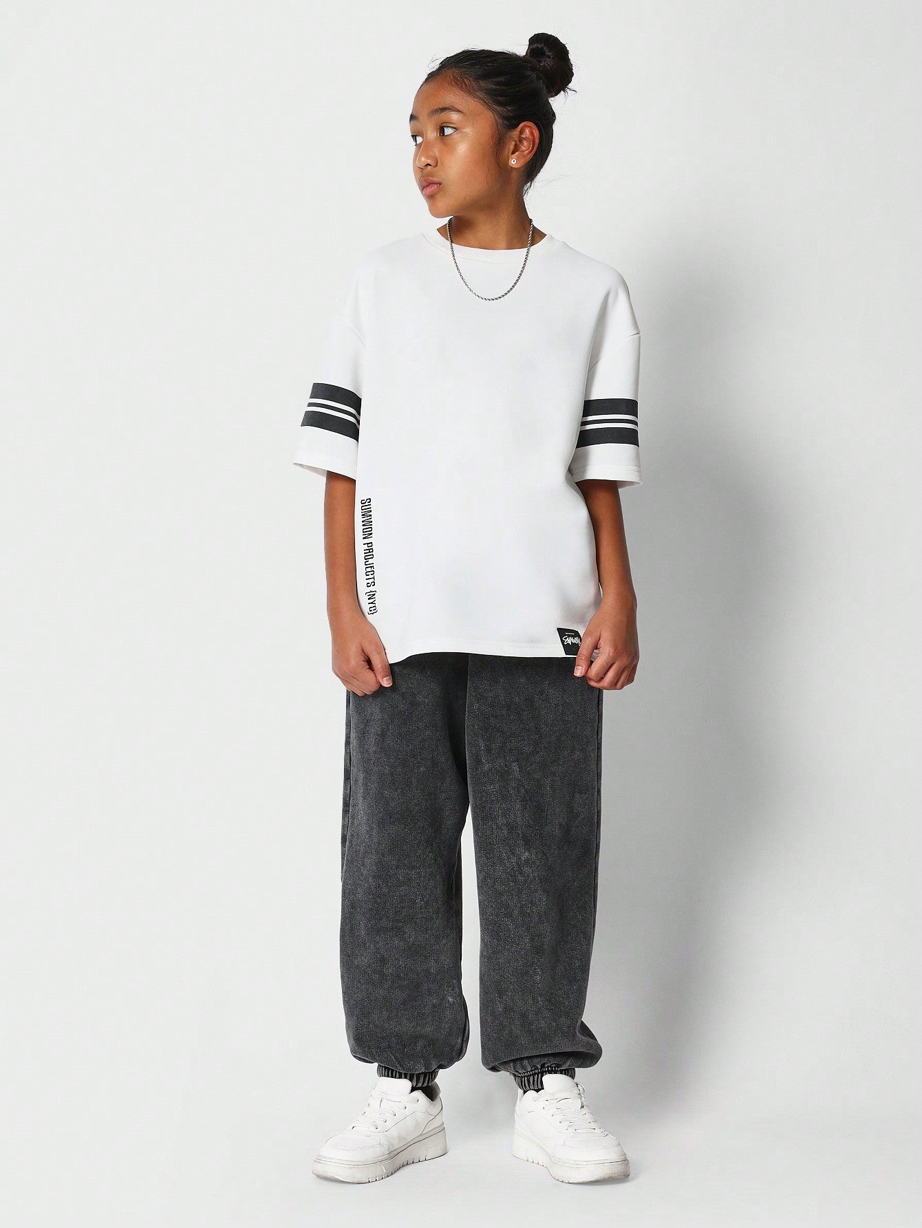 Tween Girls Oversized Fit Tee With Back Print