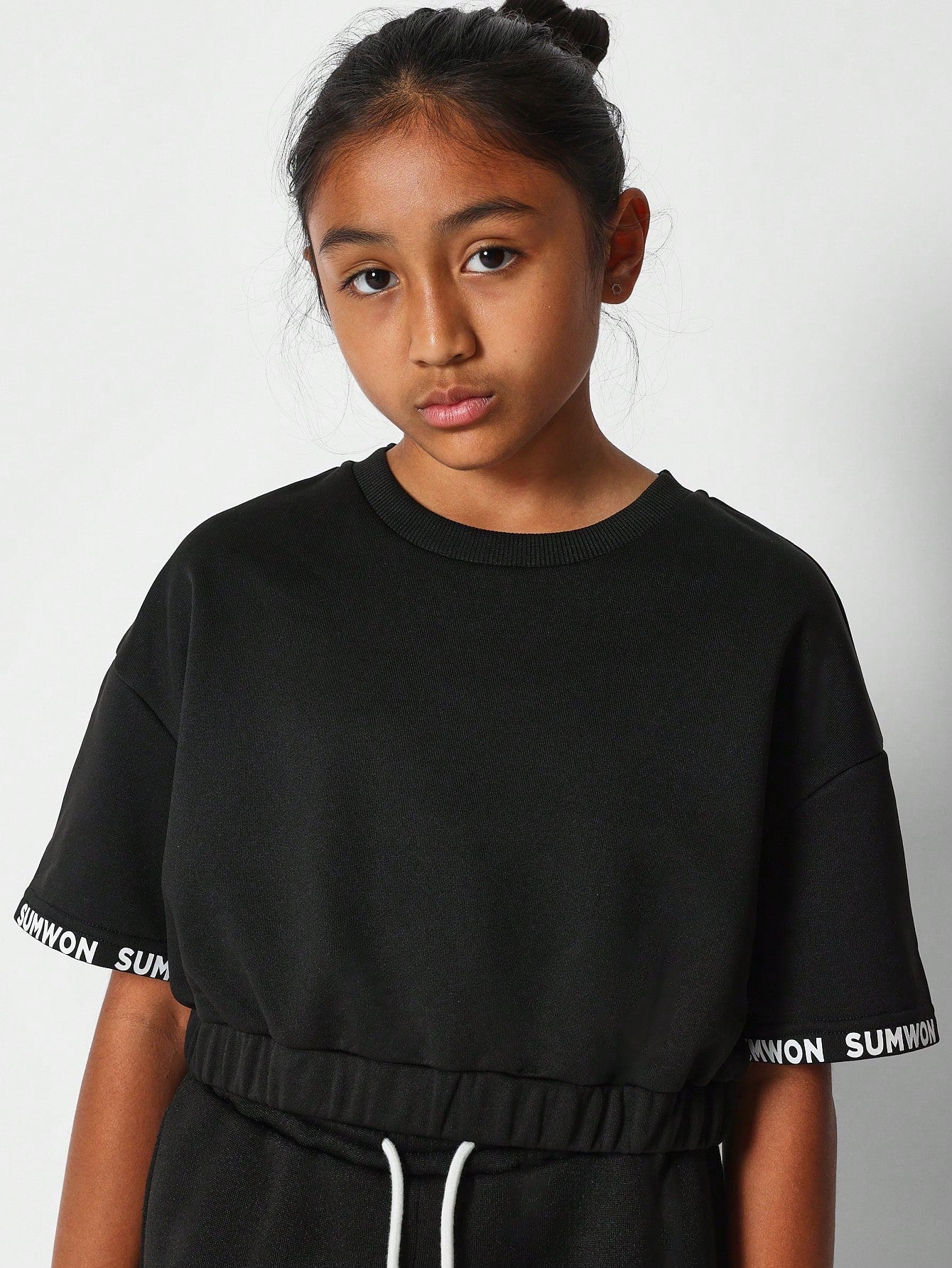 Tween Girls Gathered Hem Crop Fit Tee With Sleeves Print