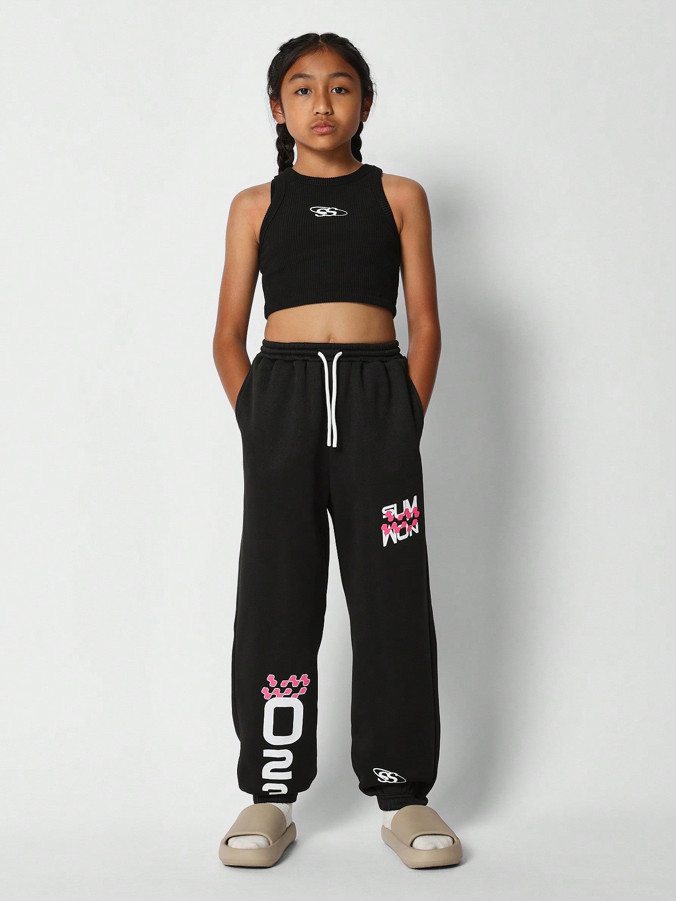 Tween Girls Crop Fit Tank Top And 90s Jogger With Print 2 Piece Set