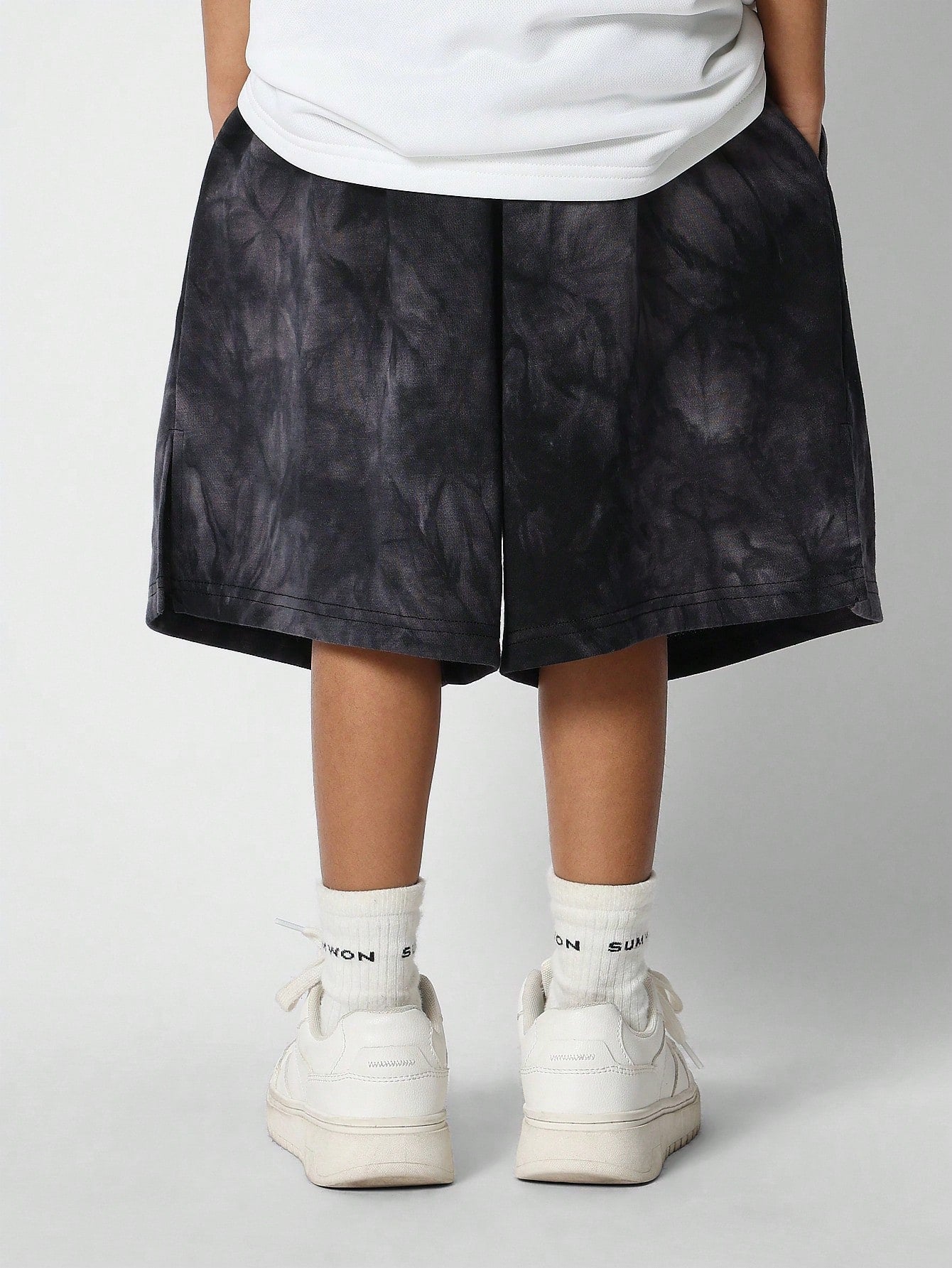 Tween Girls Short With Tie-Dye Print