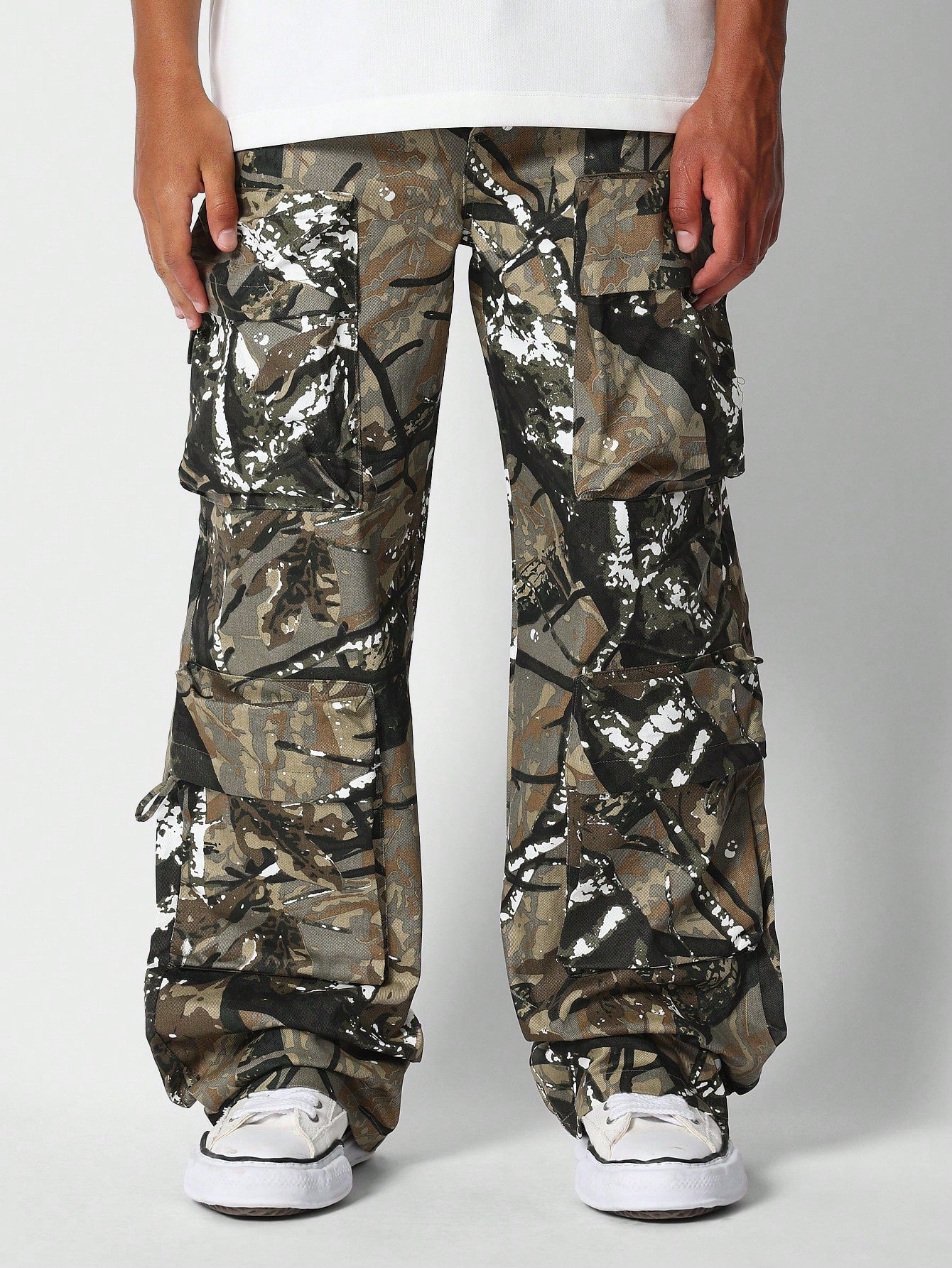 Loose Fit Camo Twill Cargo Pant