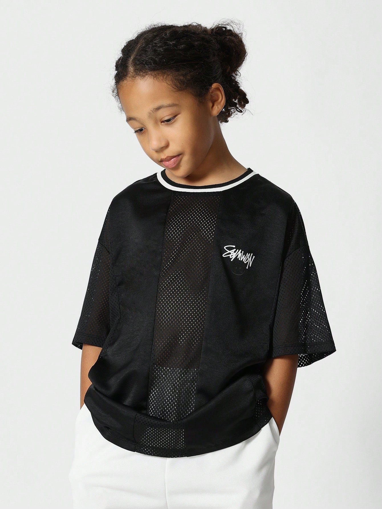 Tween Girls Oversized Fit Mesh Contrast Collar Tee