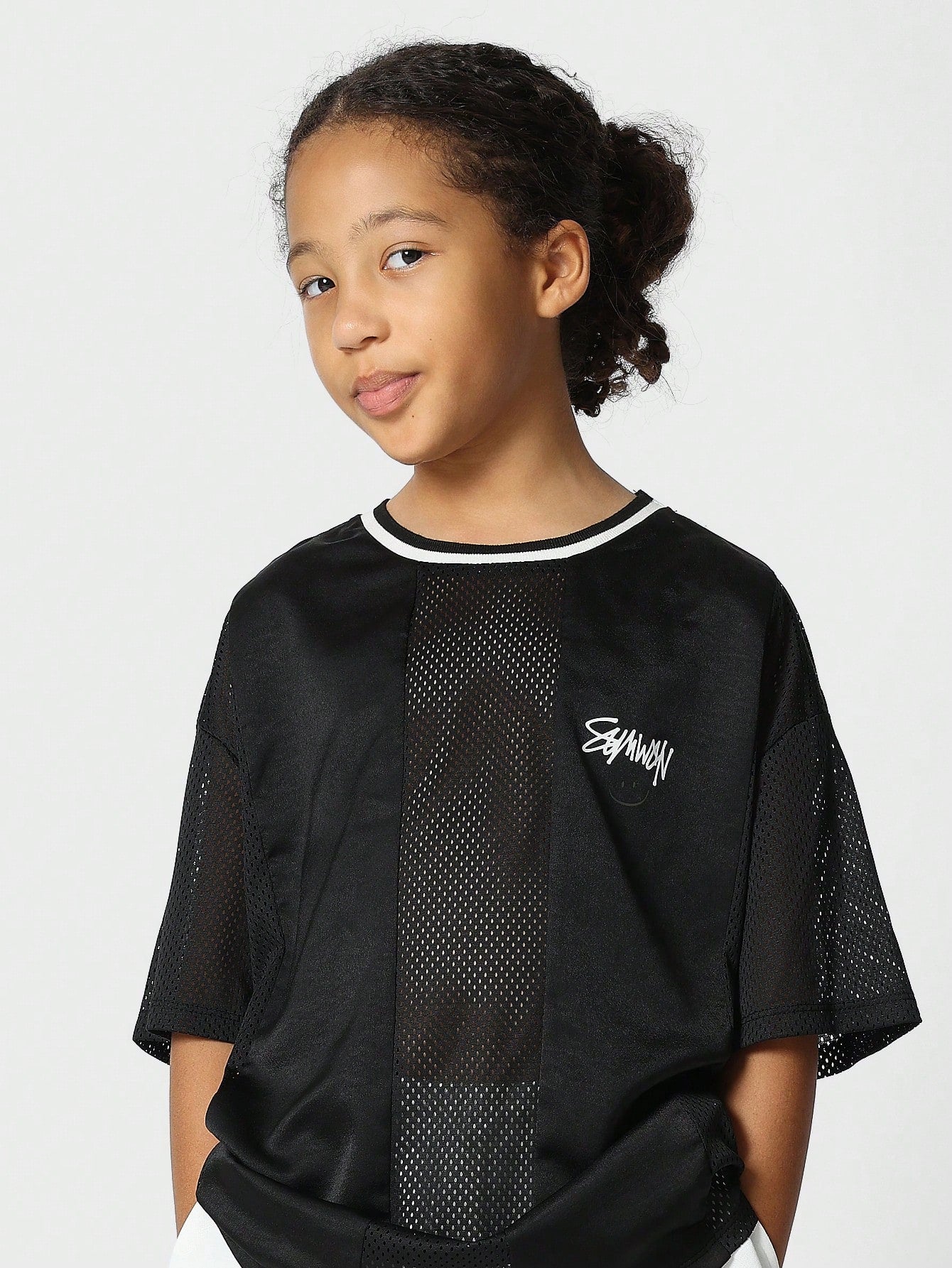 Tween Girls Oversized Fit Mesh Contrast Collar Tee