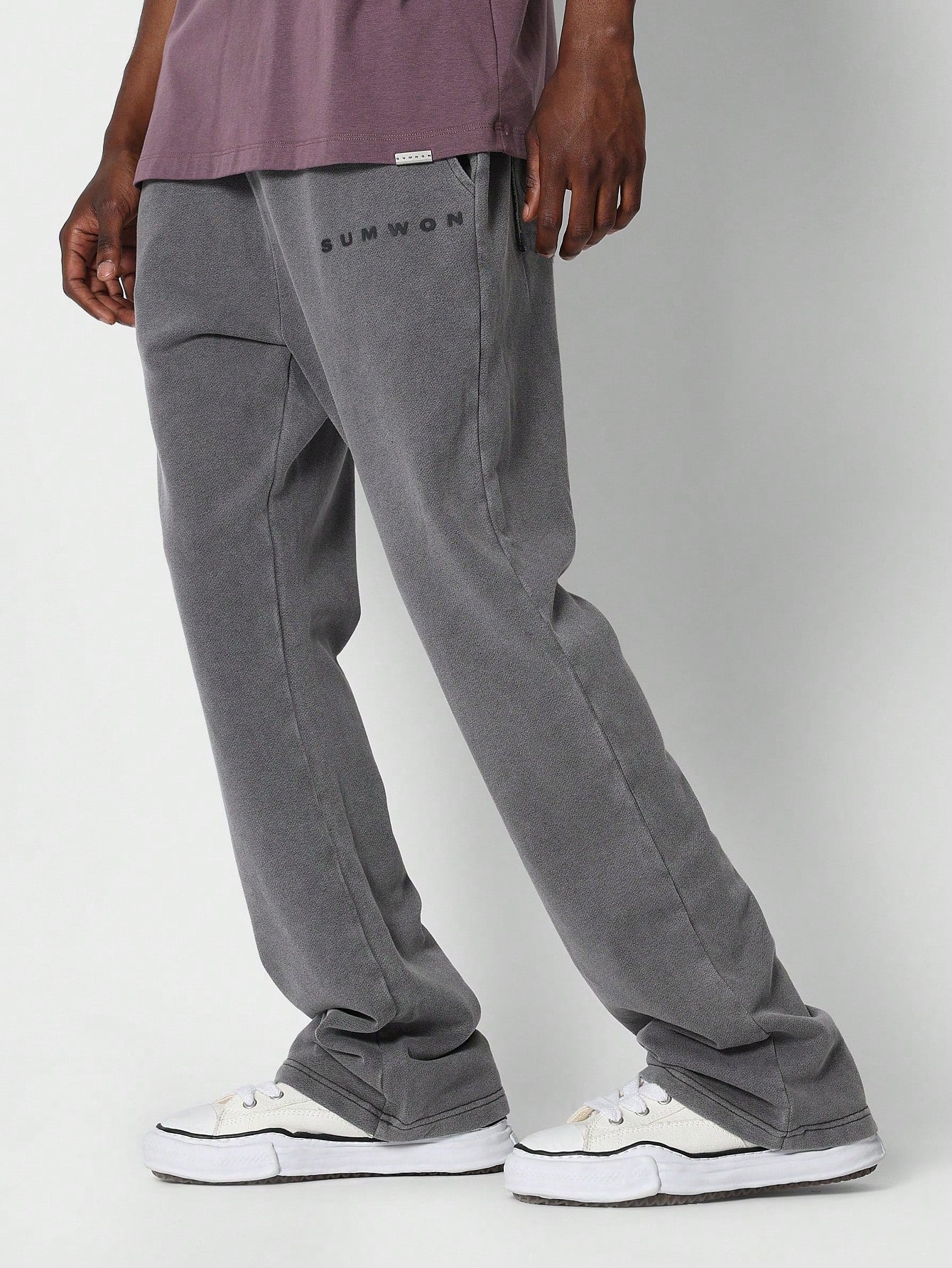 Flare Fit Jogger With Back Pocket Detail