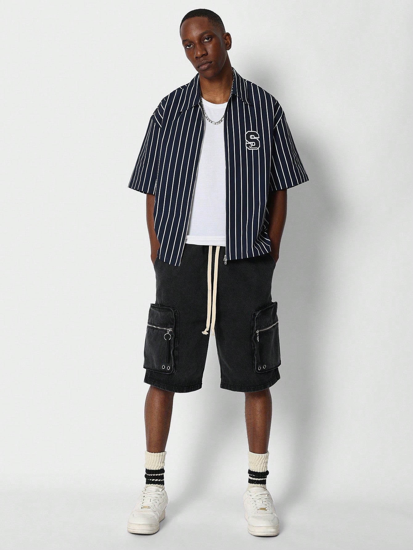 Pull On Denim Cargo Short With Side Pockets